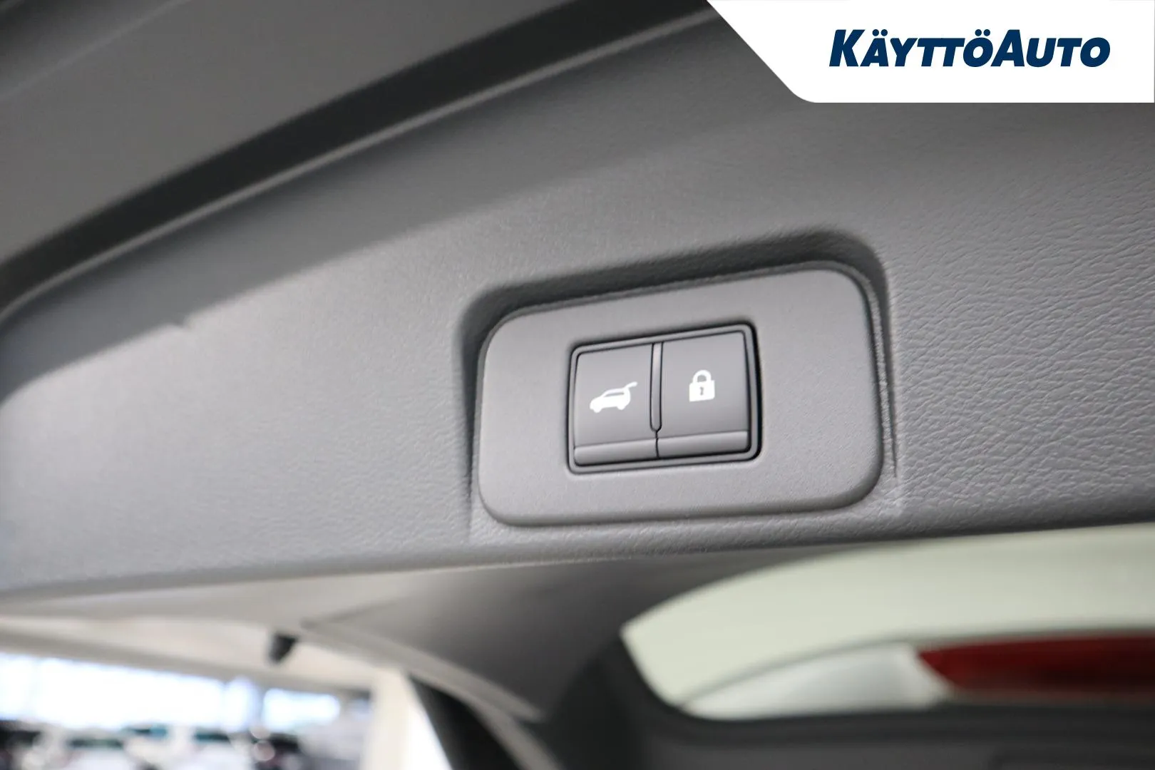 Nissan X-Trail XTJ-566 carousel image