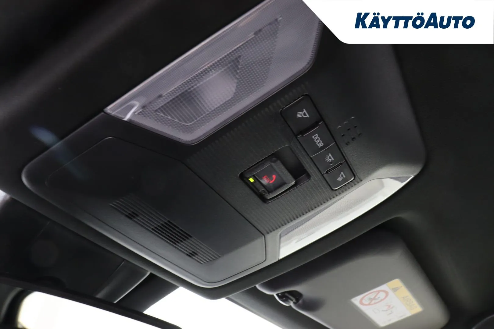 TOYOTA RAV4 FPY-135 carousel image