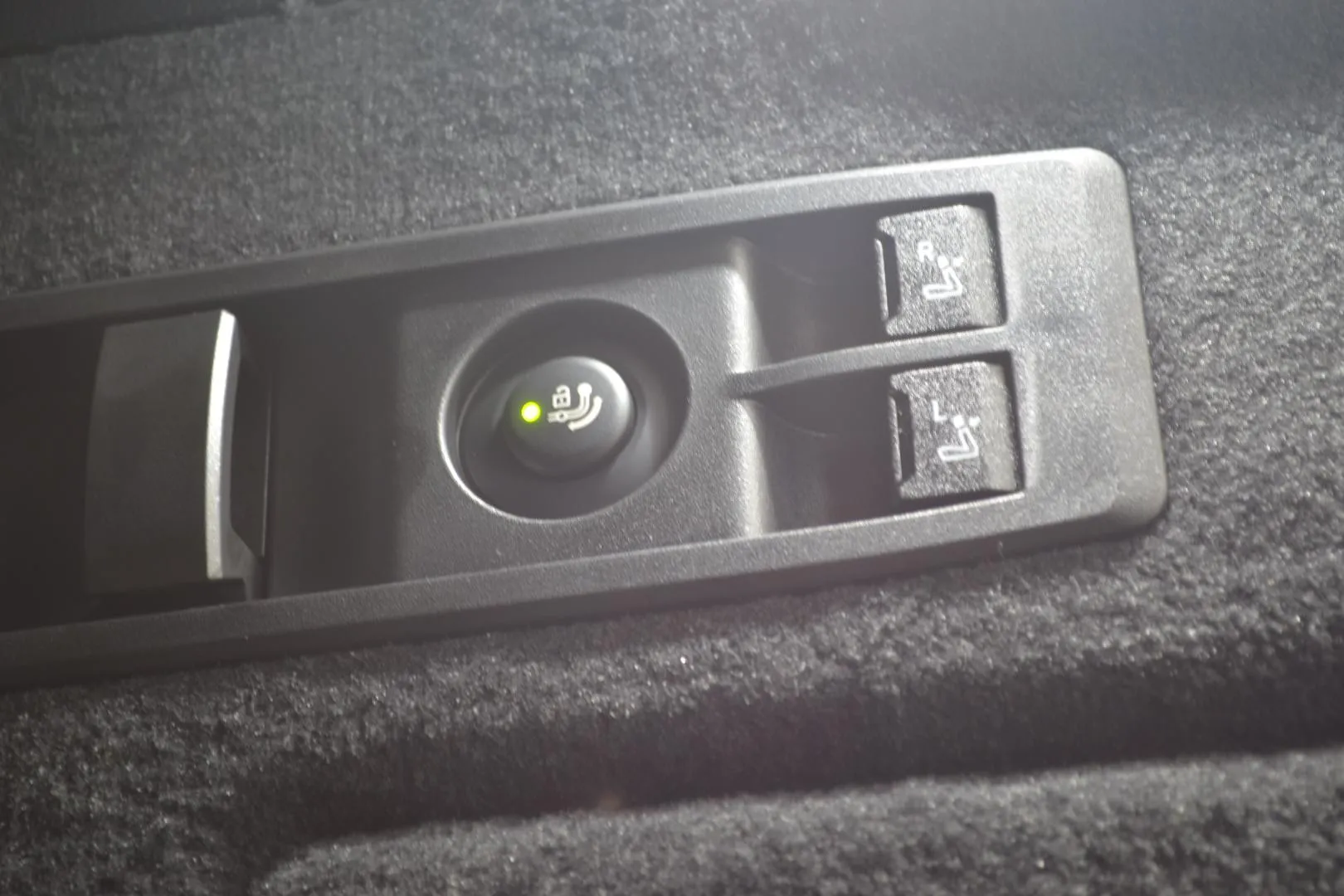 BMW iX CSK-524 carousel image