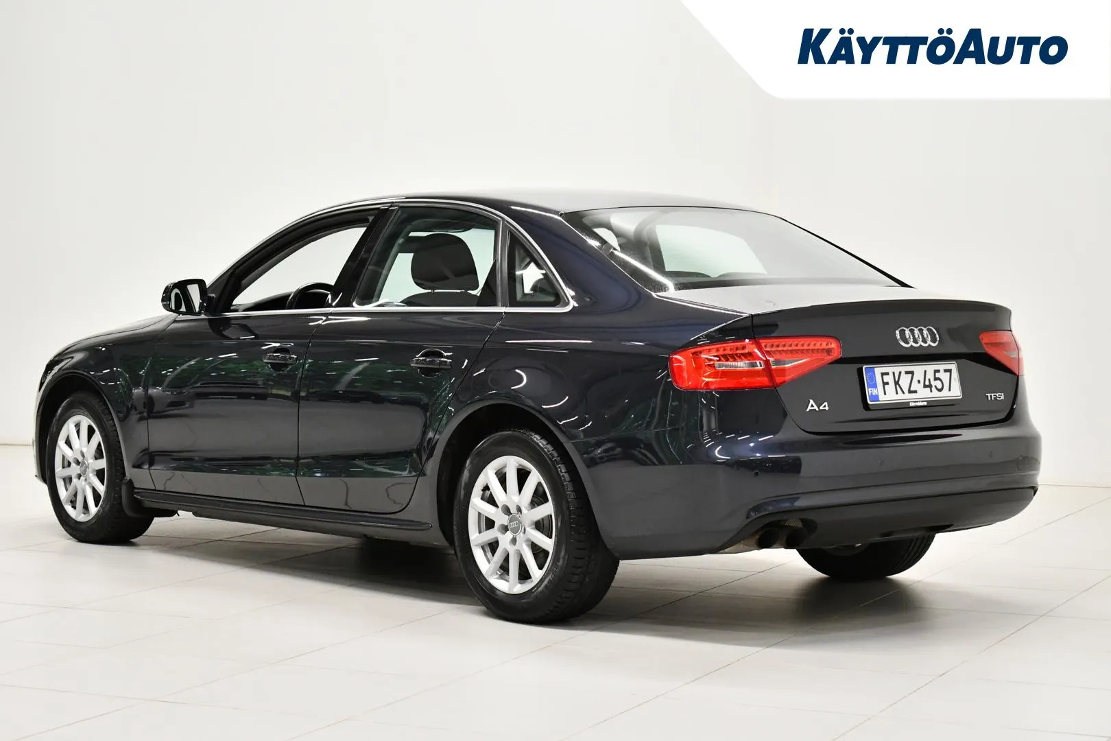 AUDI A4 FKZ-457 carousel image