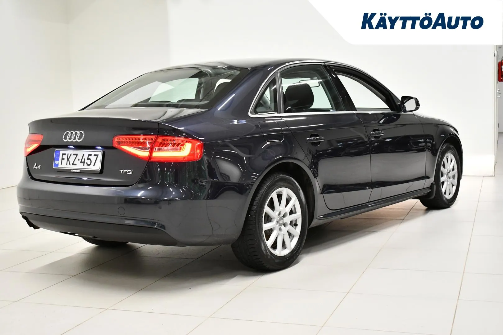 AUDI A4 FKZ-457 carousel image