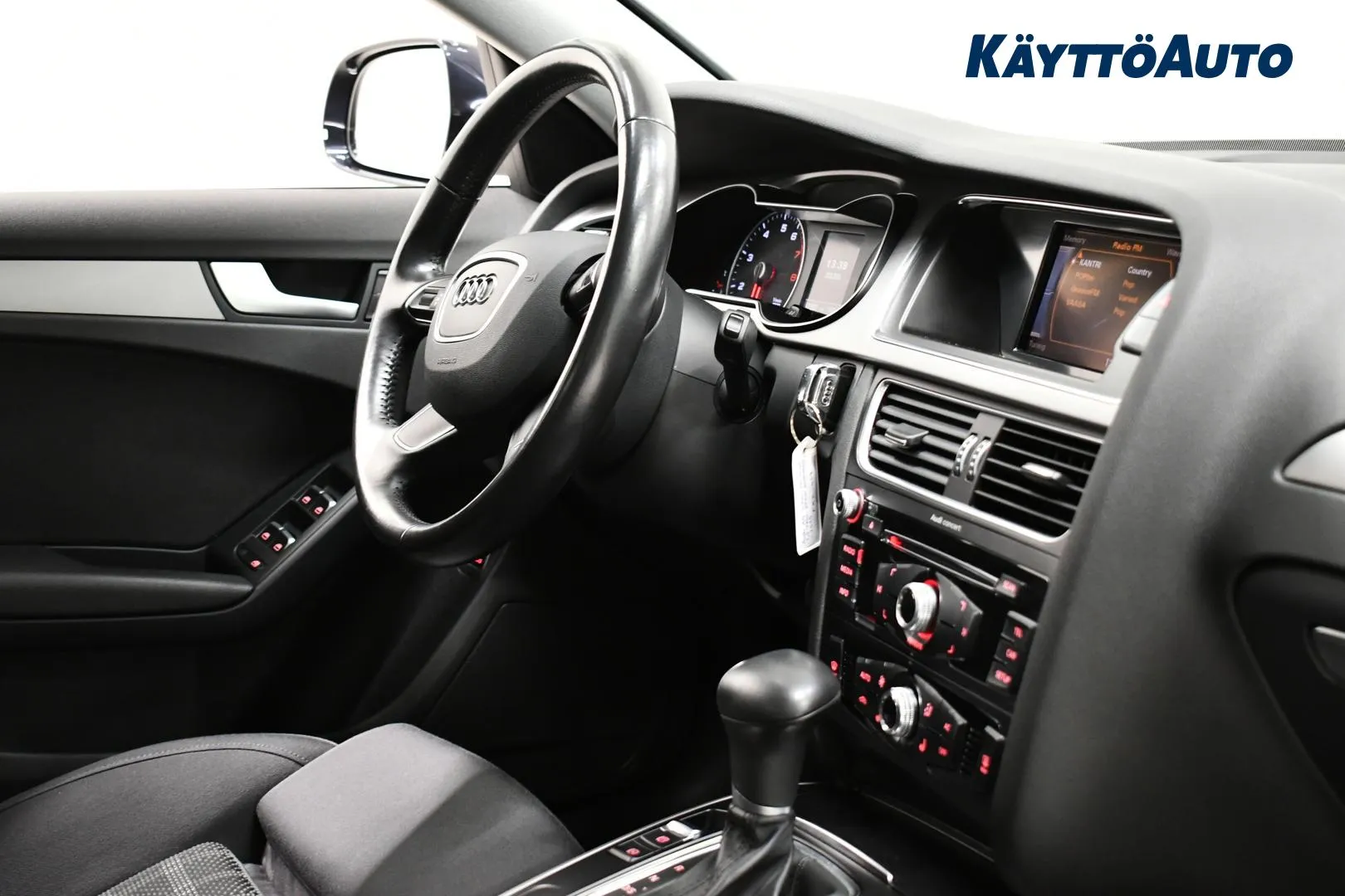 AUDI A4 FKZ-457 carousel image
