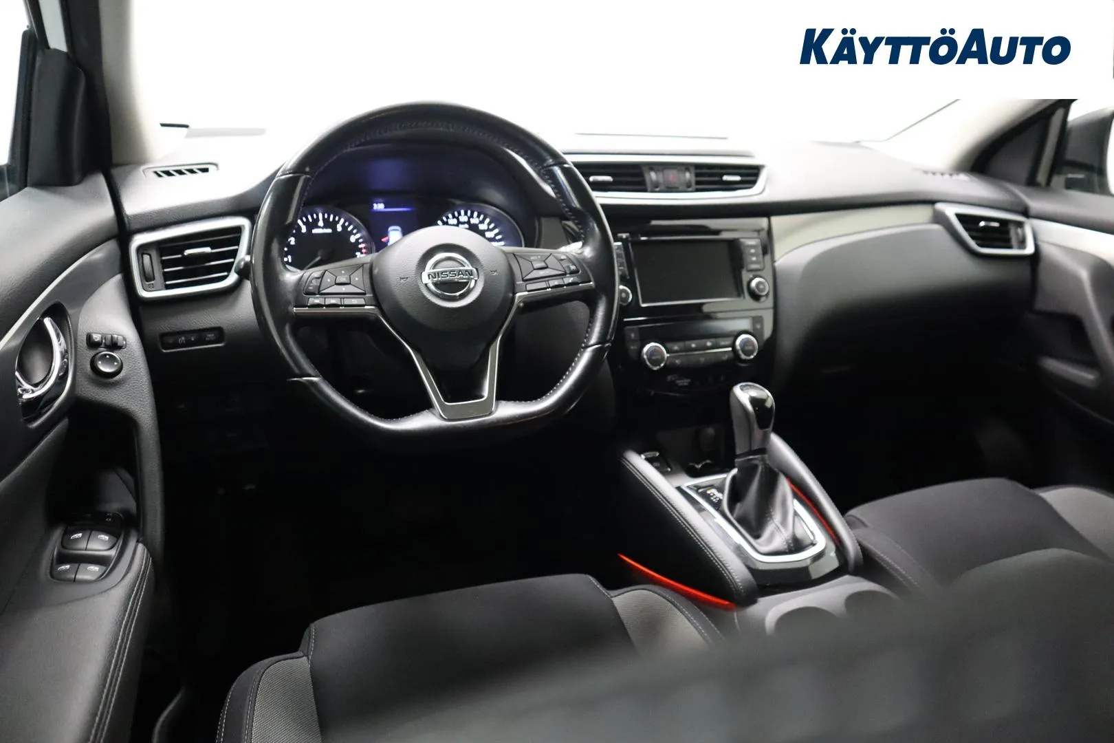 NISSAN Qashqai GNZ-349 carousel image