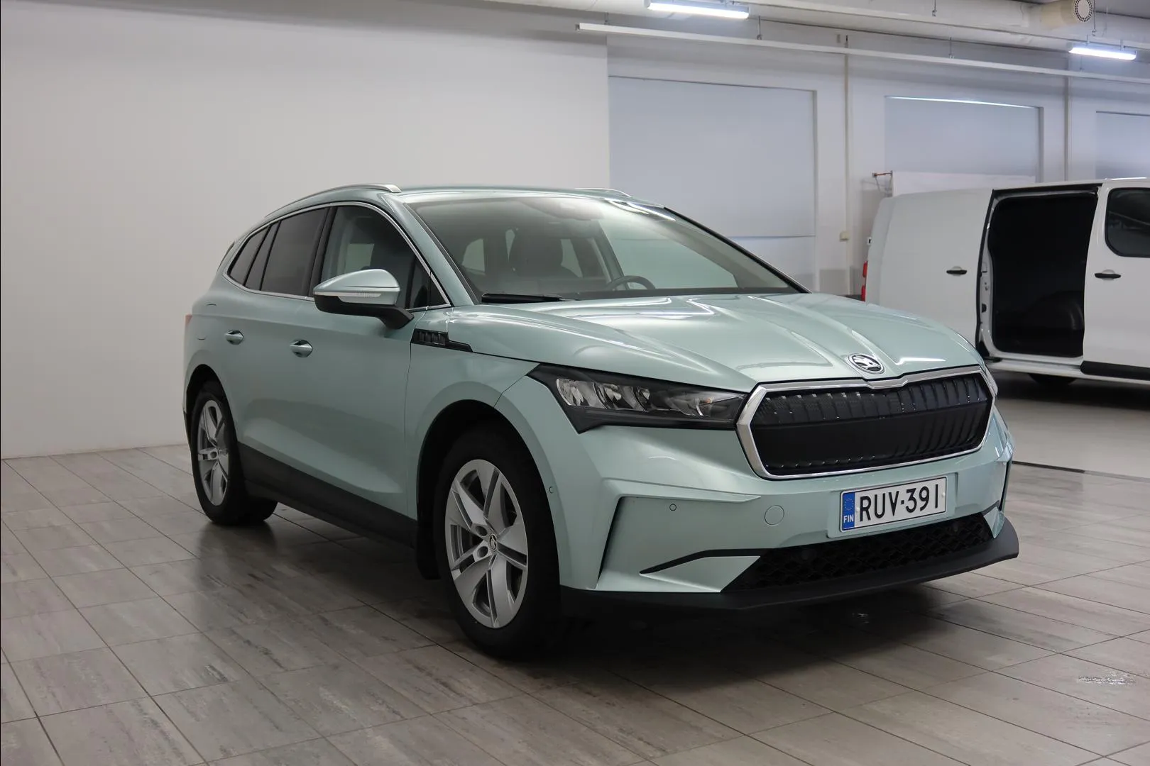 SKODA Enyaq RUV-391 carousel image