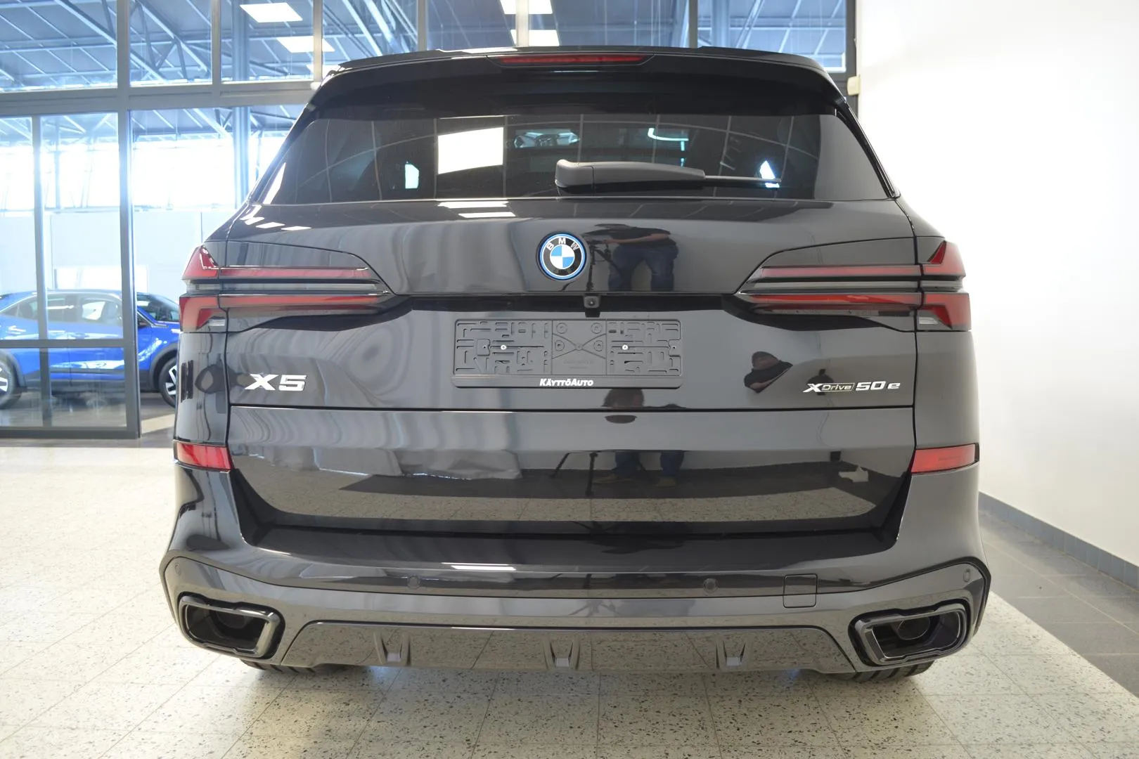 BMW X5 XUZ-771 carousel image