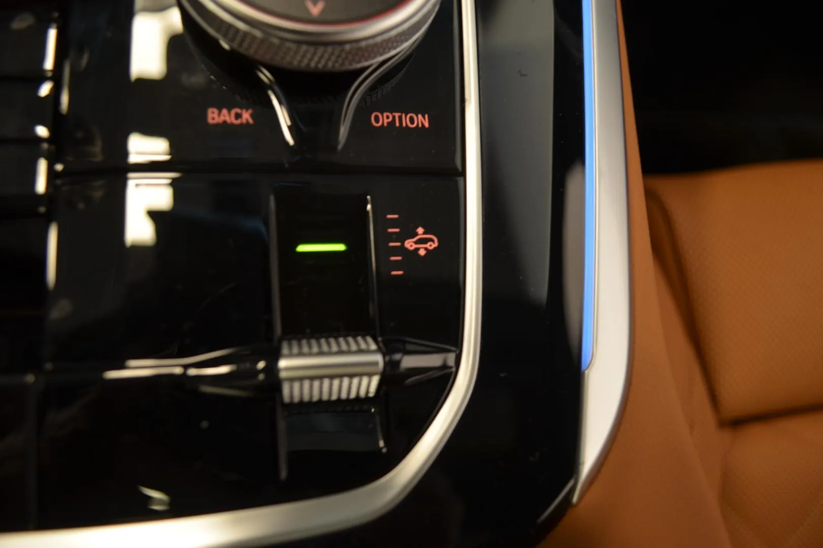 BMW X5 XUZ-771 carousel image