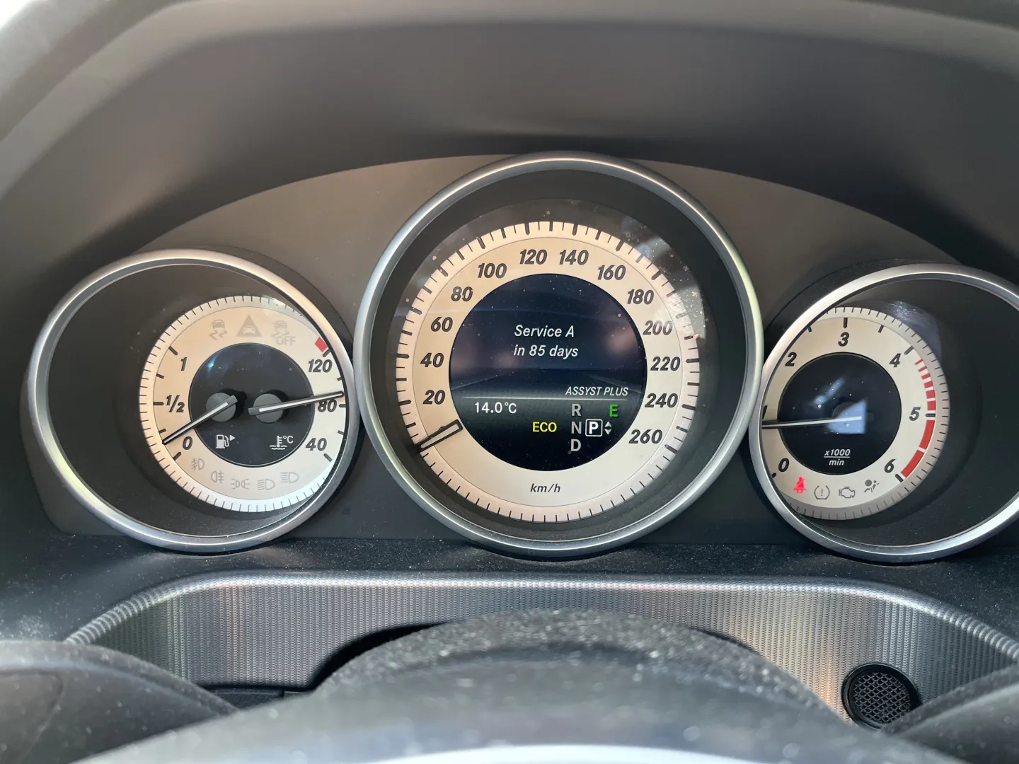 MERCEDES-BENZ E NJK-789 carousel image
