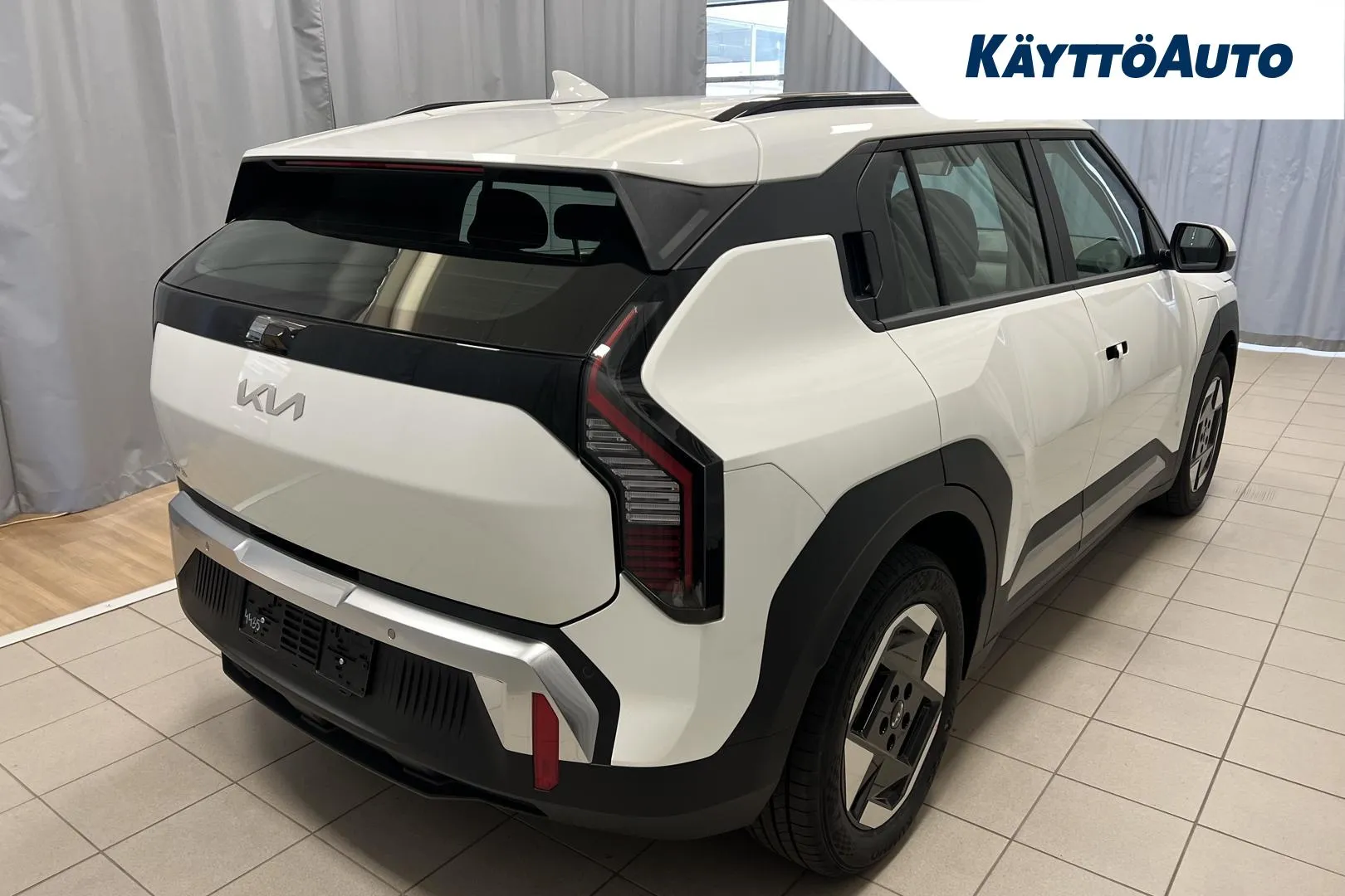 Kia EV3 GRH-470 carousel image