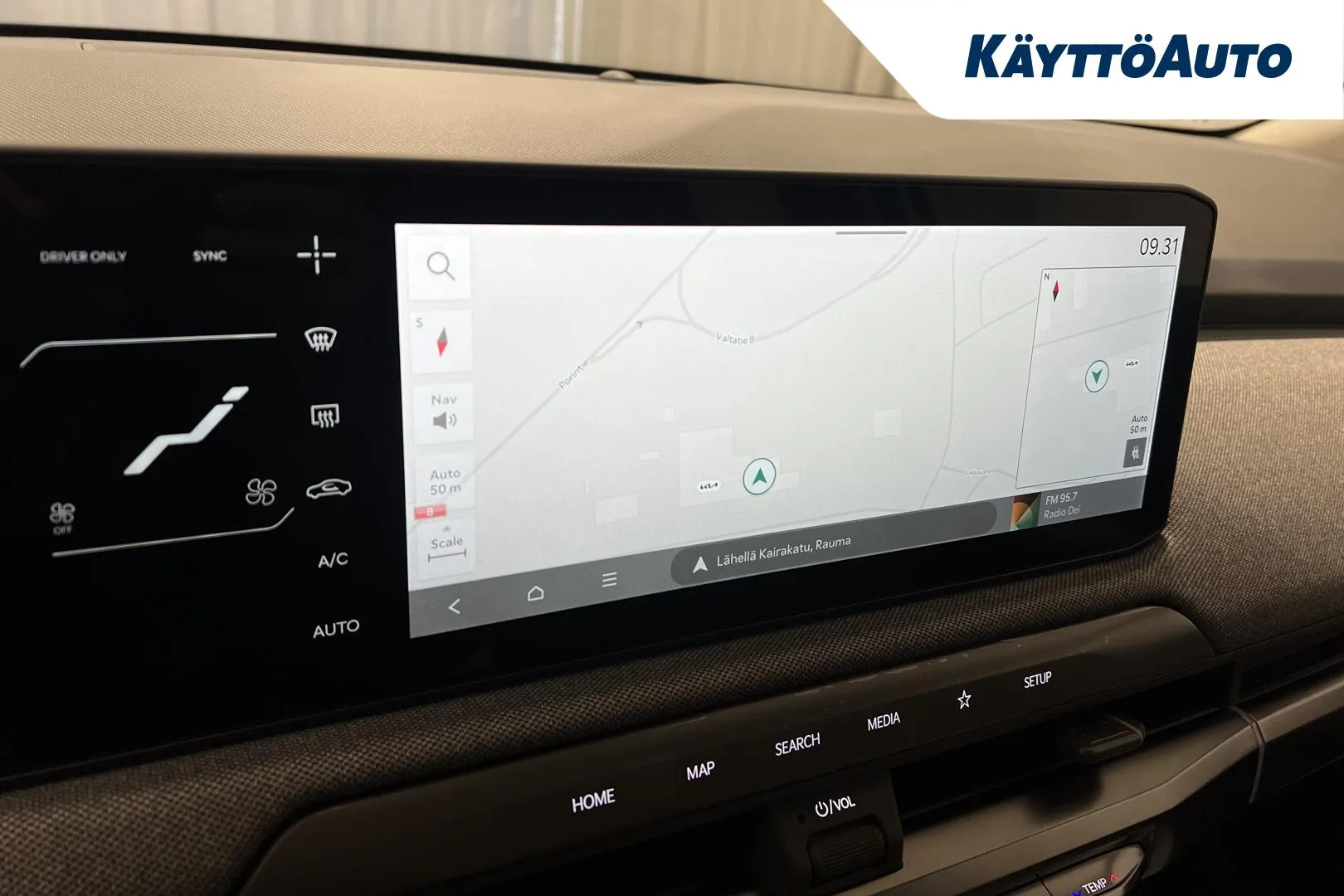 Kia EV3 GRH-470 carousel image