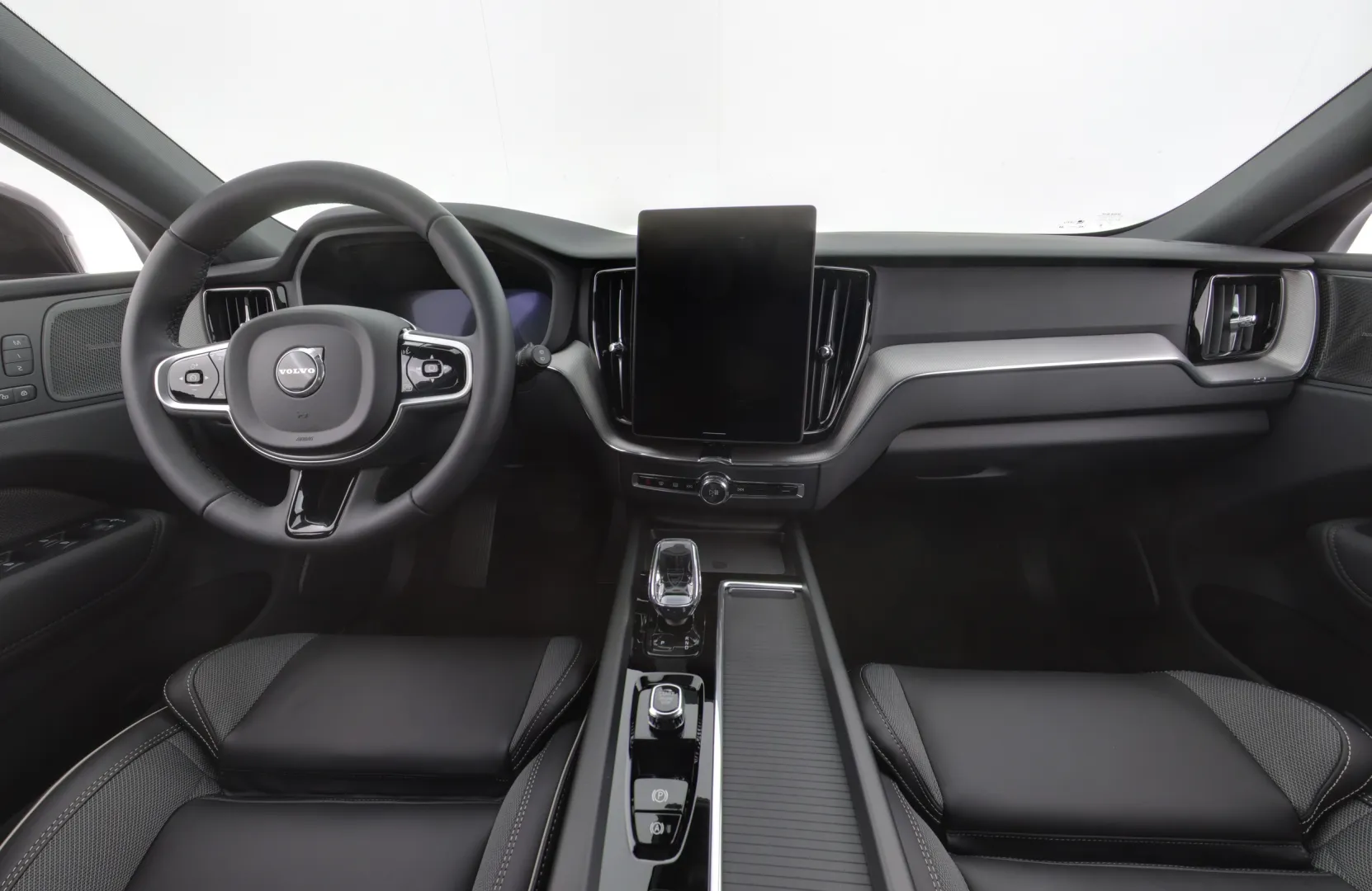 Volvo XC60 XTZ-767 carousel image