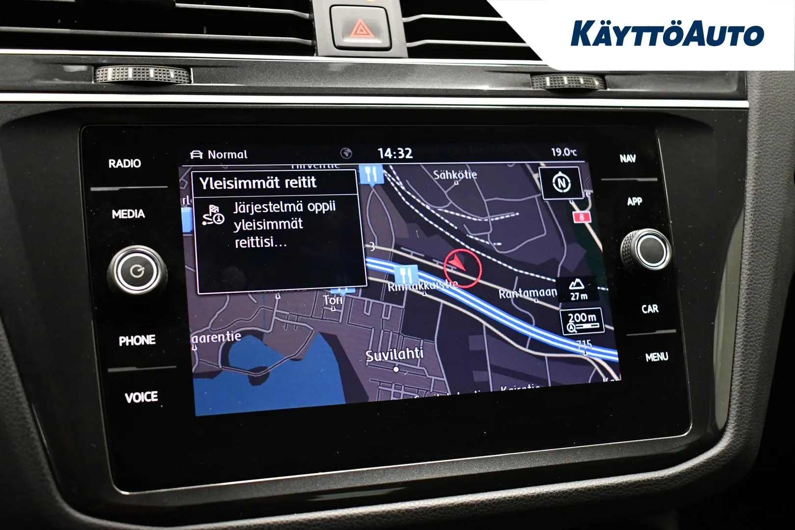VOLKSWAGEN Tiguan JLN-315 carousel image