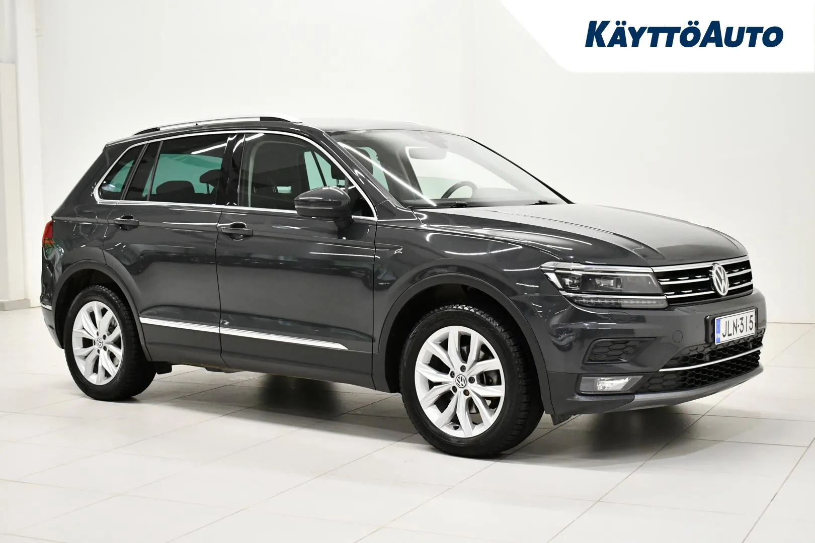 VOLKSWAGEN Tiguan JLN-315 carousel image