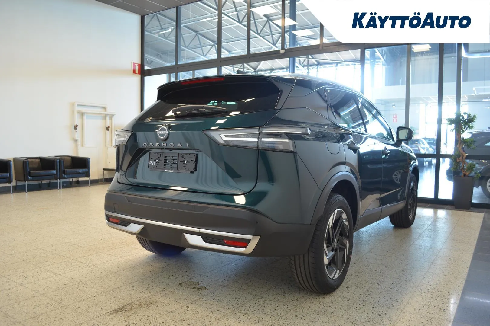 Nissan Qashqai XVZ-233 carousel image