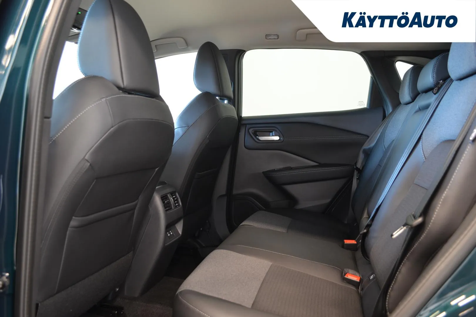 Nissan Qashqai XVZ-233 carousel image