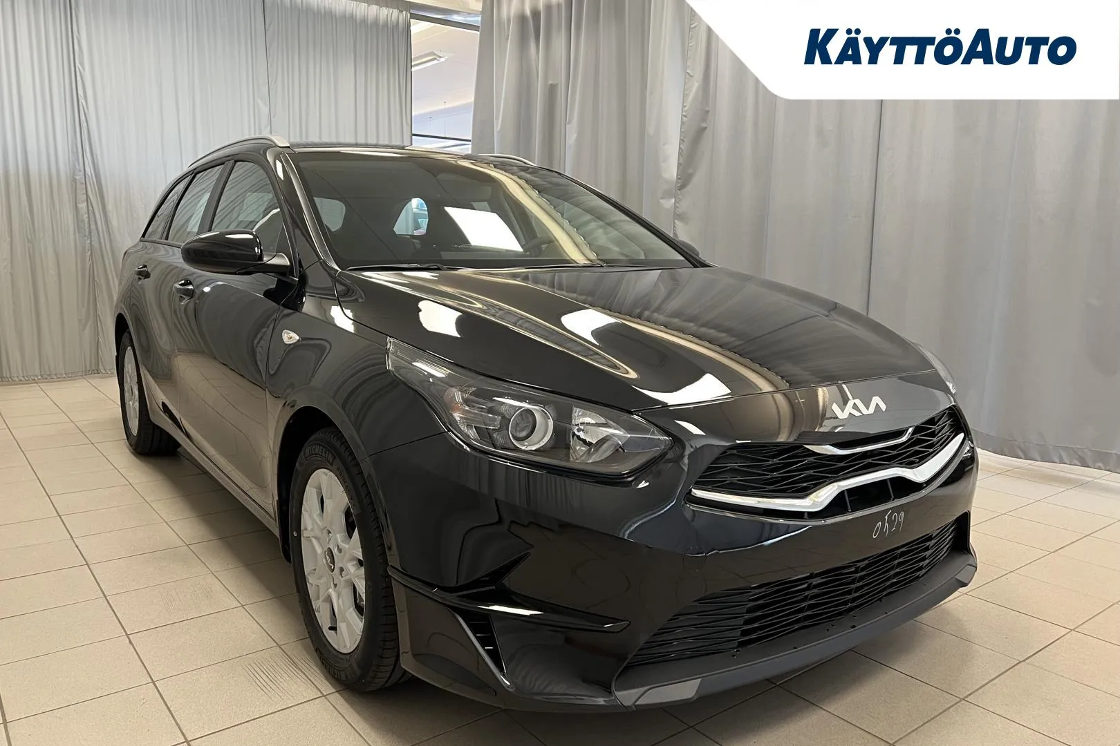 Kia Ceed LTC-106 carousel image