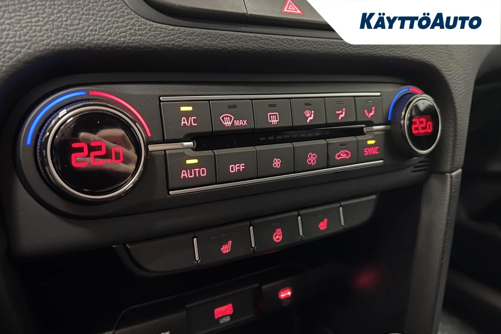 Kia Ceed LTC-106 carousel image