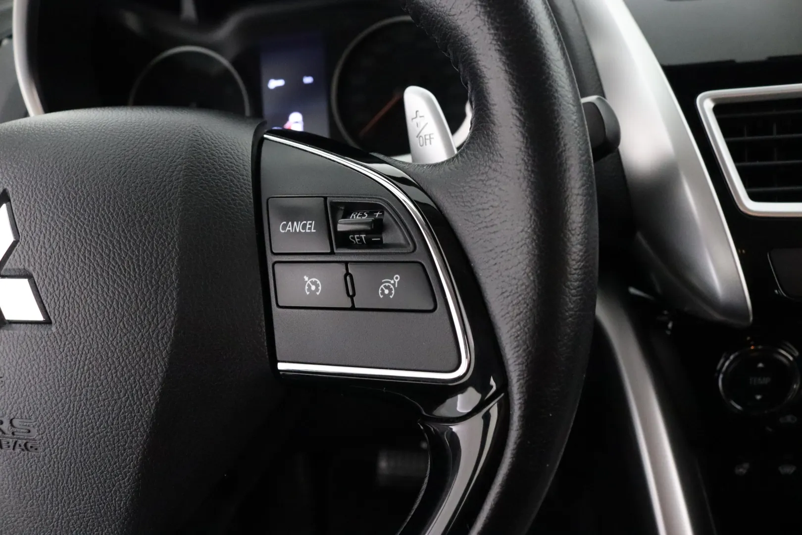 MITSUBISHI Eclipse Cross NLE-245 carousel image