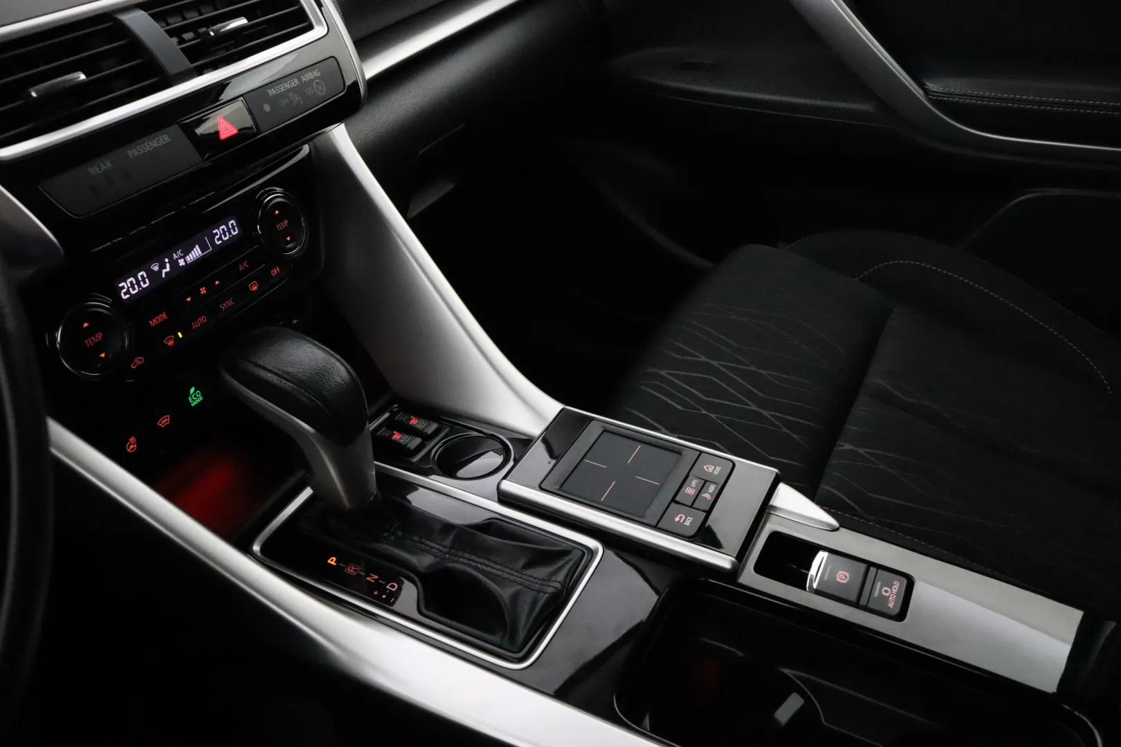 MITSUBISHI Eclipse Cross NLE-245 carousel image