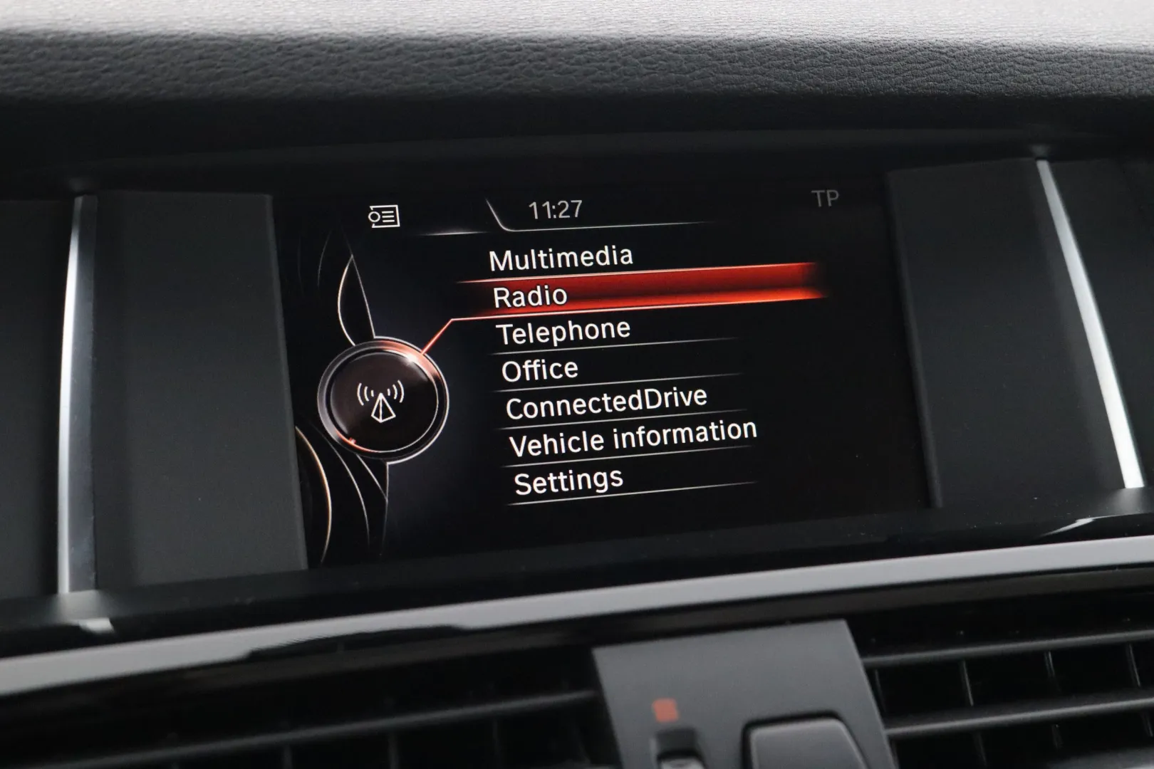 BMW X4 KNK-255 carousel image