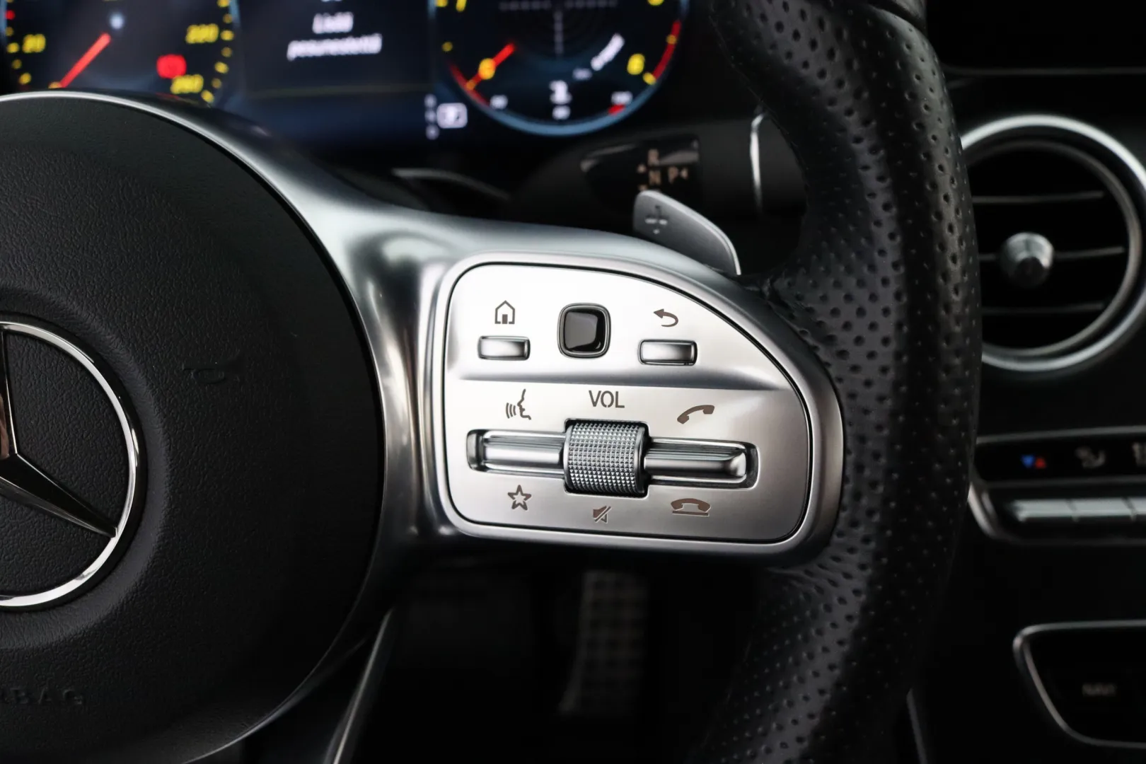 MERCEDES-BENZ C ZNN-267 carousel image