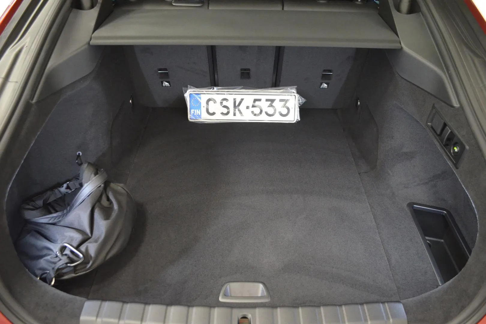 BMW i4 M60 CSK-533 carousel image