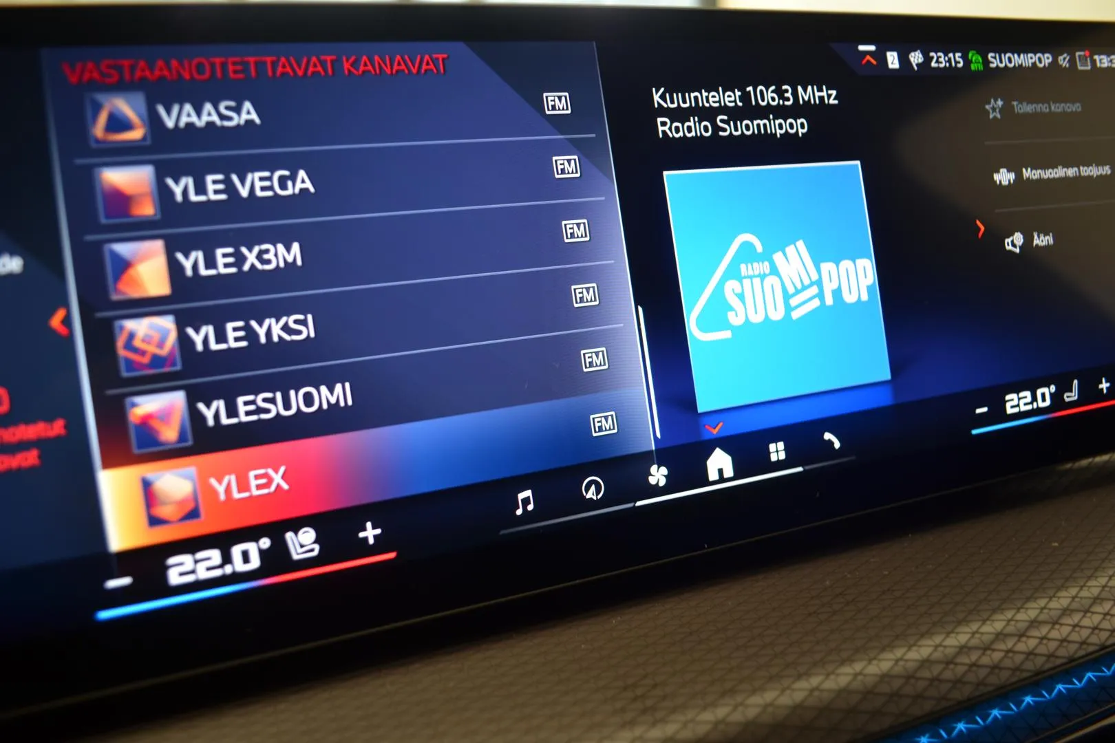 BMW i4 CSK-533 carousel image
