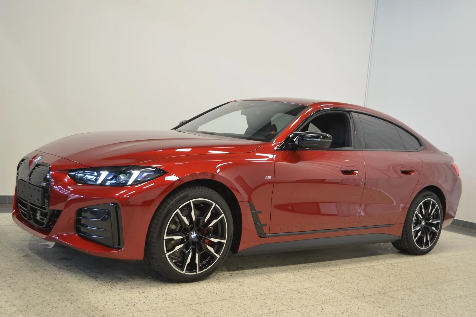 BMW i4 CSK-533 carousel image