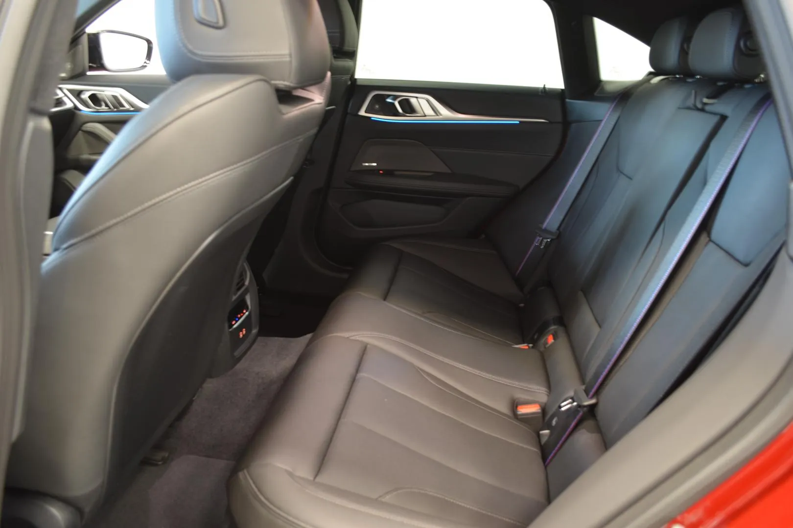 BMW i4 CSK-533 carousel image