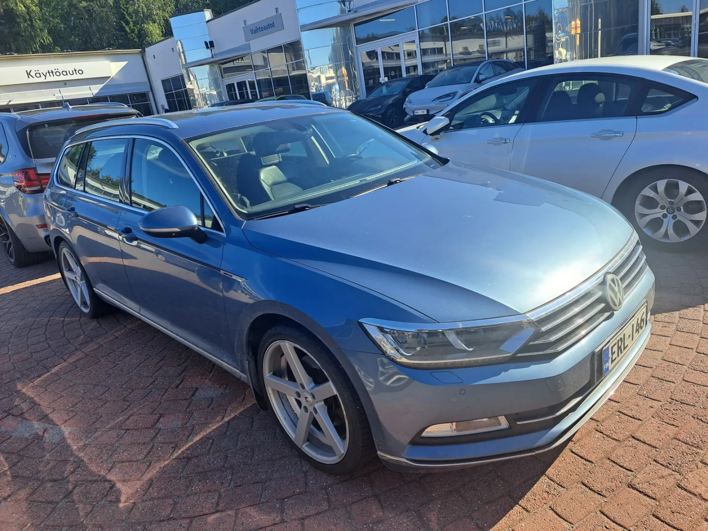 VOLKSWAGEN Passat ERL-146 carousel image