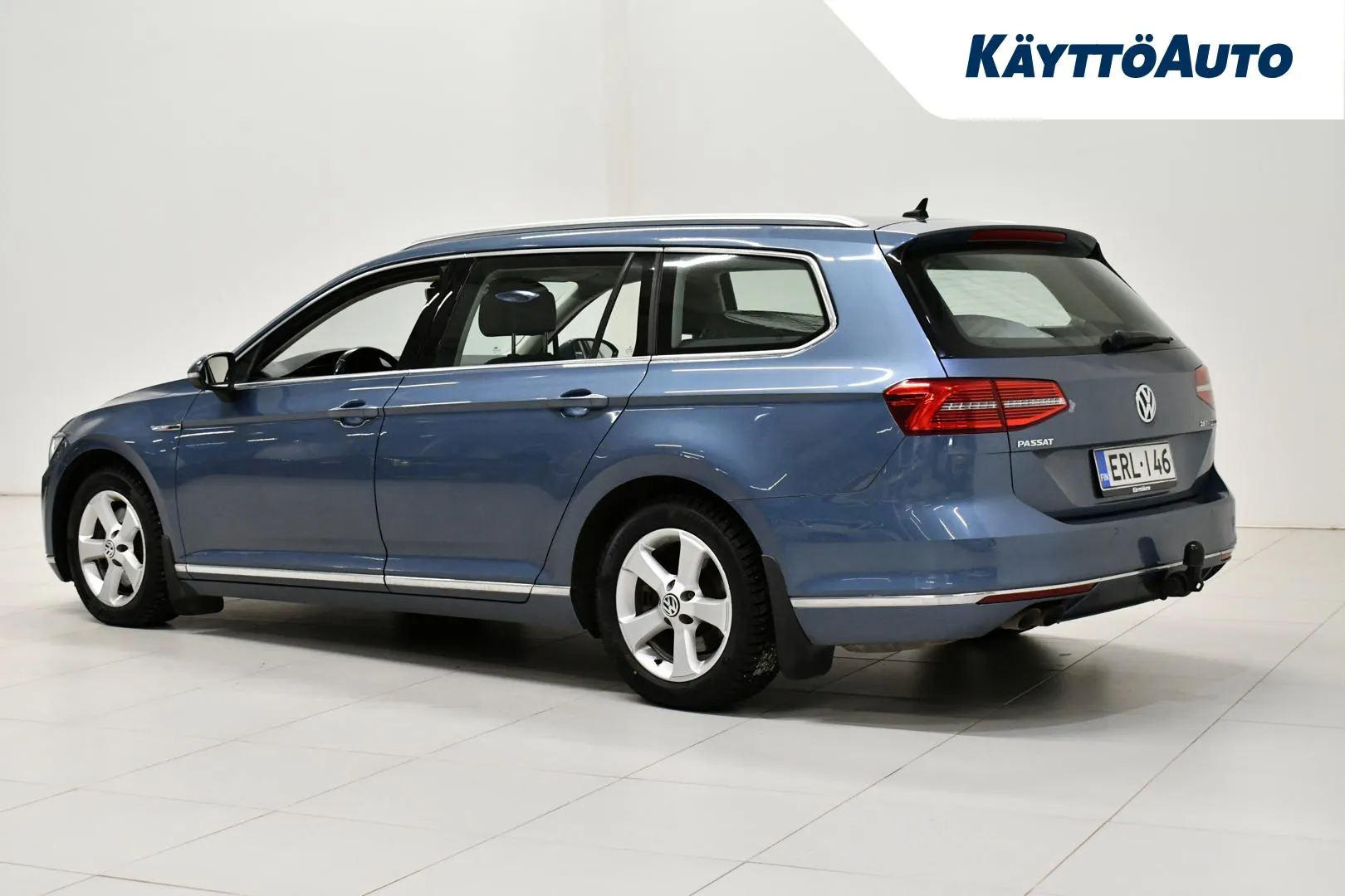 VOLKSWAGEN Passat ERL-146 carousel image