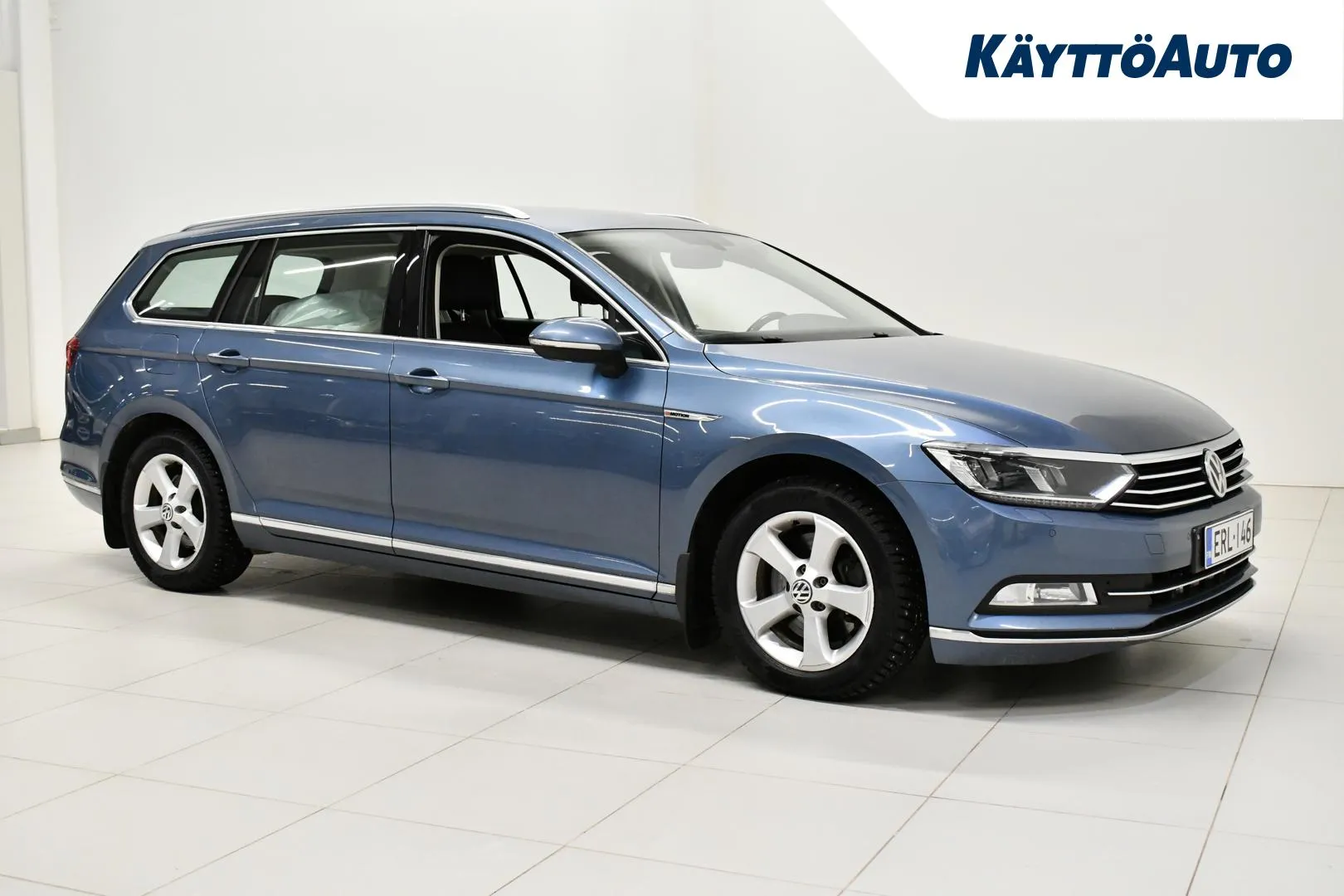 VOLKSWAGEN Passat ERL-146 carousel image