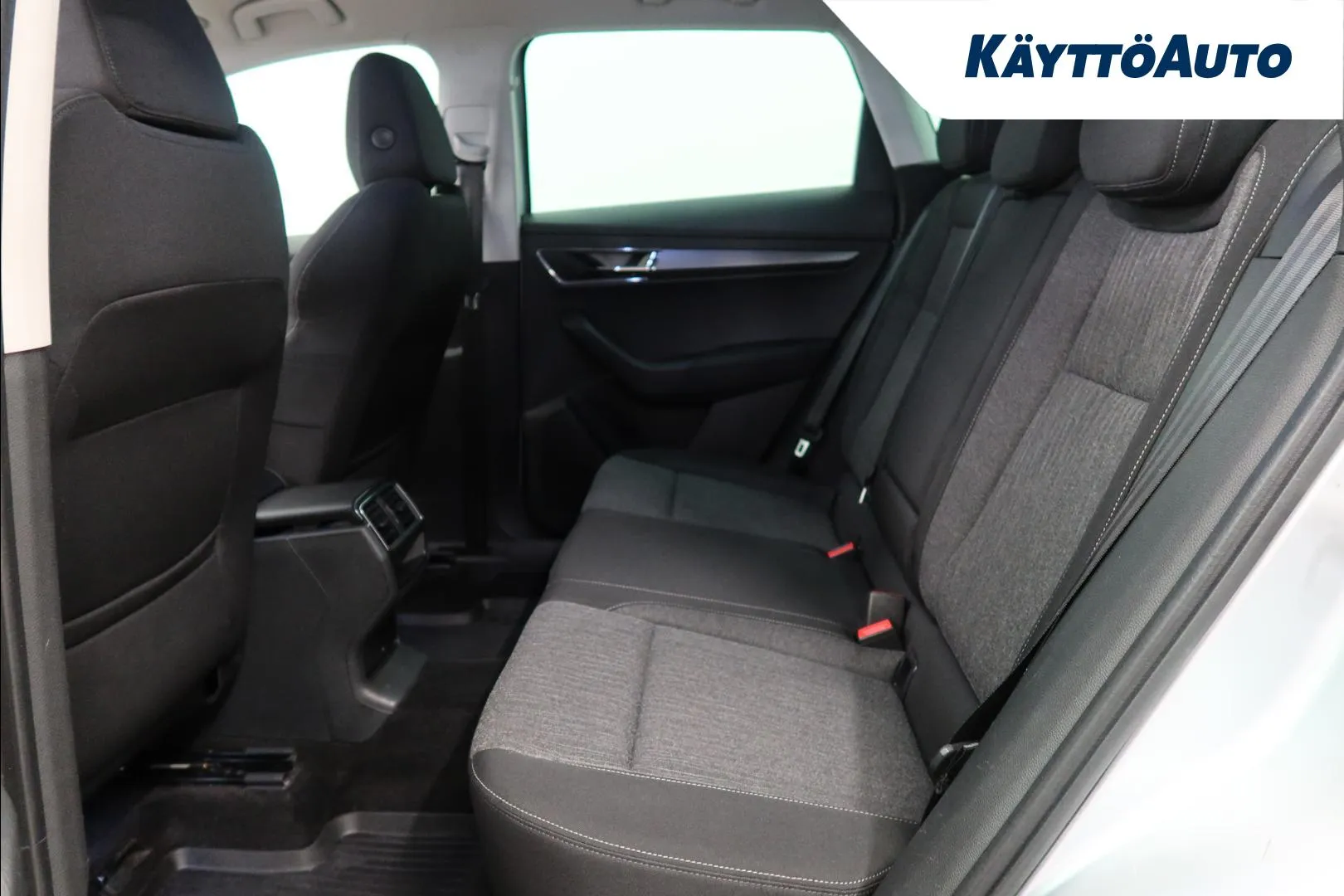 SKODA Karoq SXZ-246 carousel image