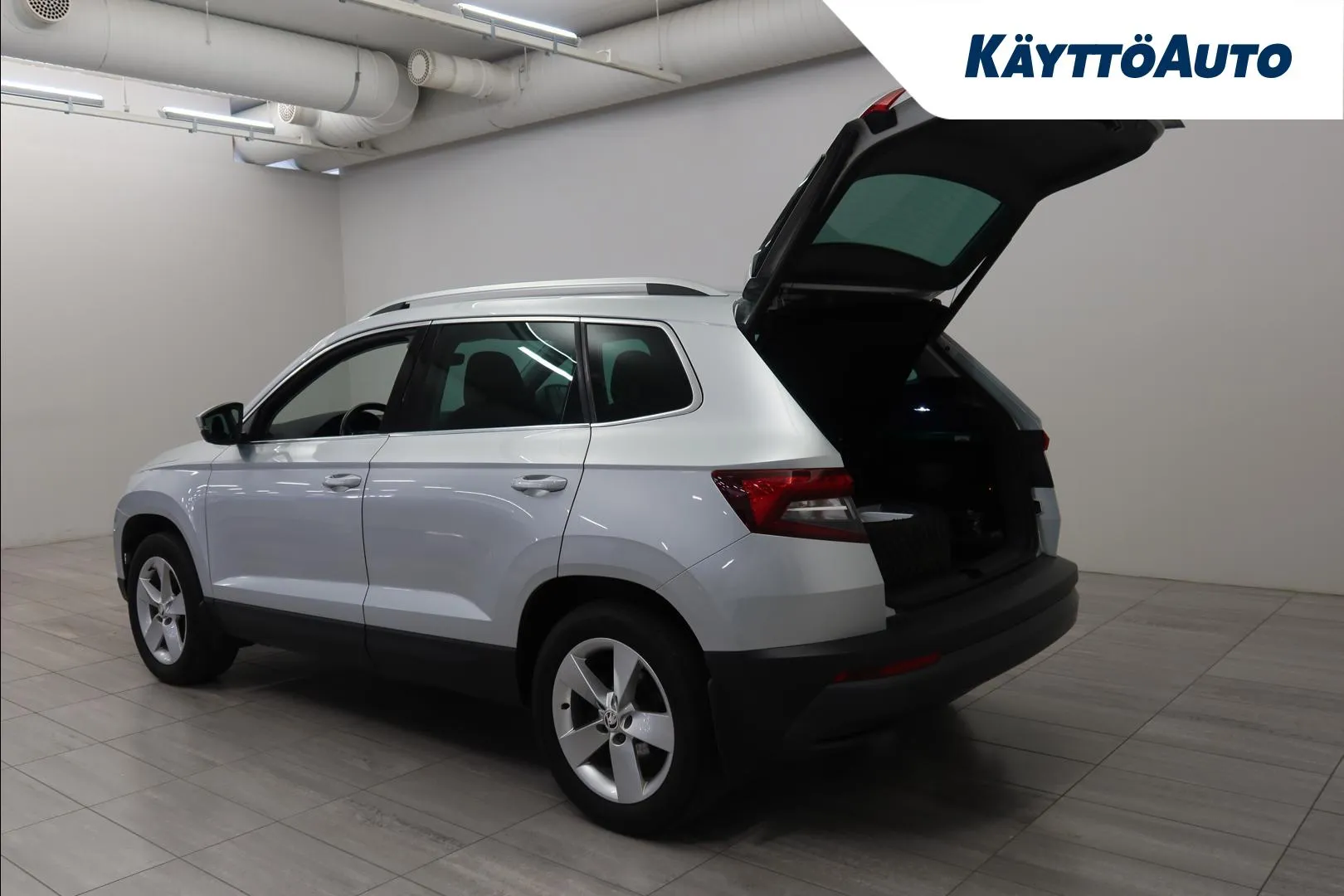 SKODA Karoq SXZ-246 carousel image