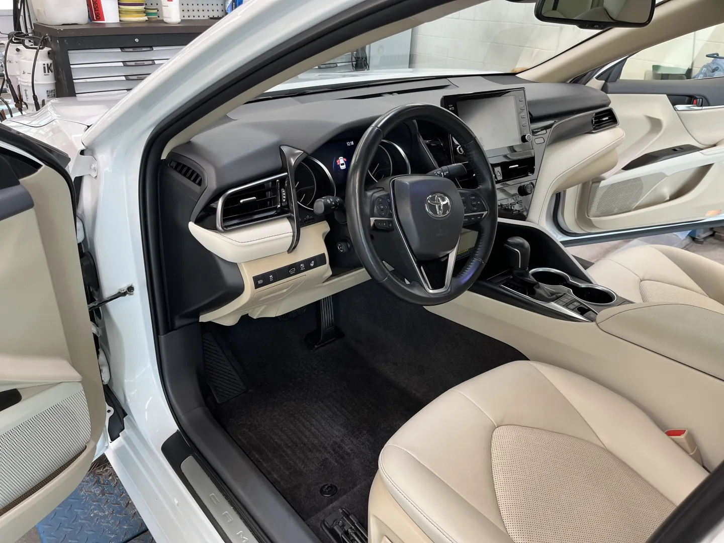 TOYOTA Camry SZG-757 carousel image