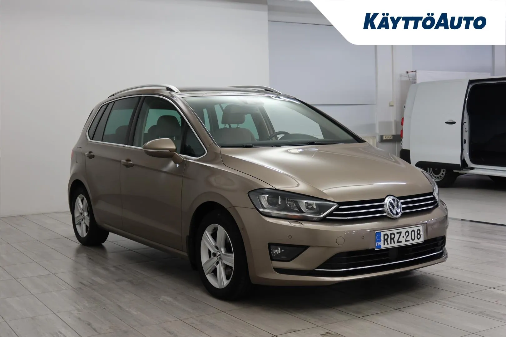 VOLKSWAGEN Golf Sportsvan RRZ-208 carousel image