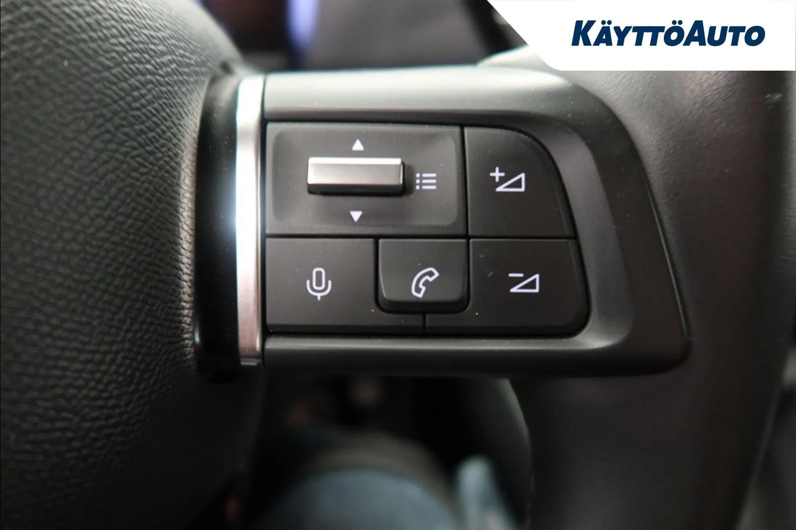 CITROEN C4 KUO-878 carousel image