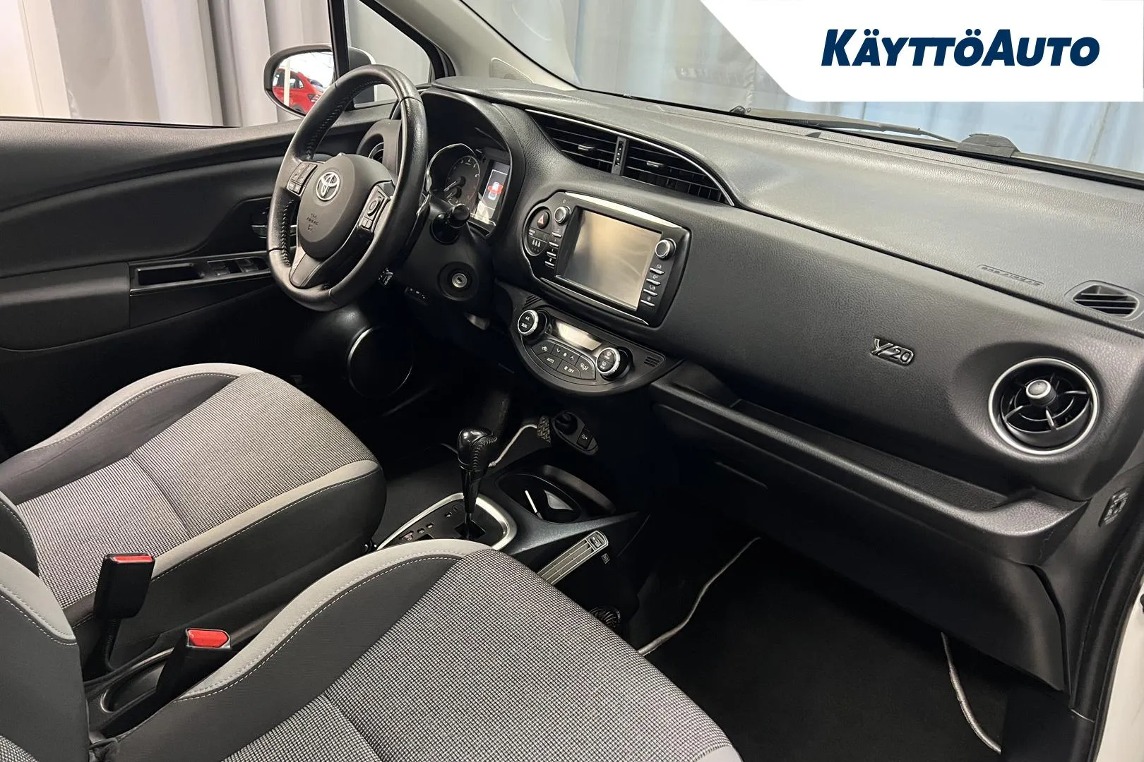 Toyota Yaris BXU-387 carousel image
