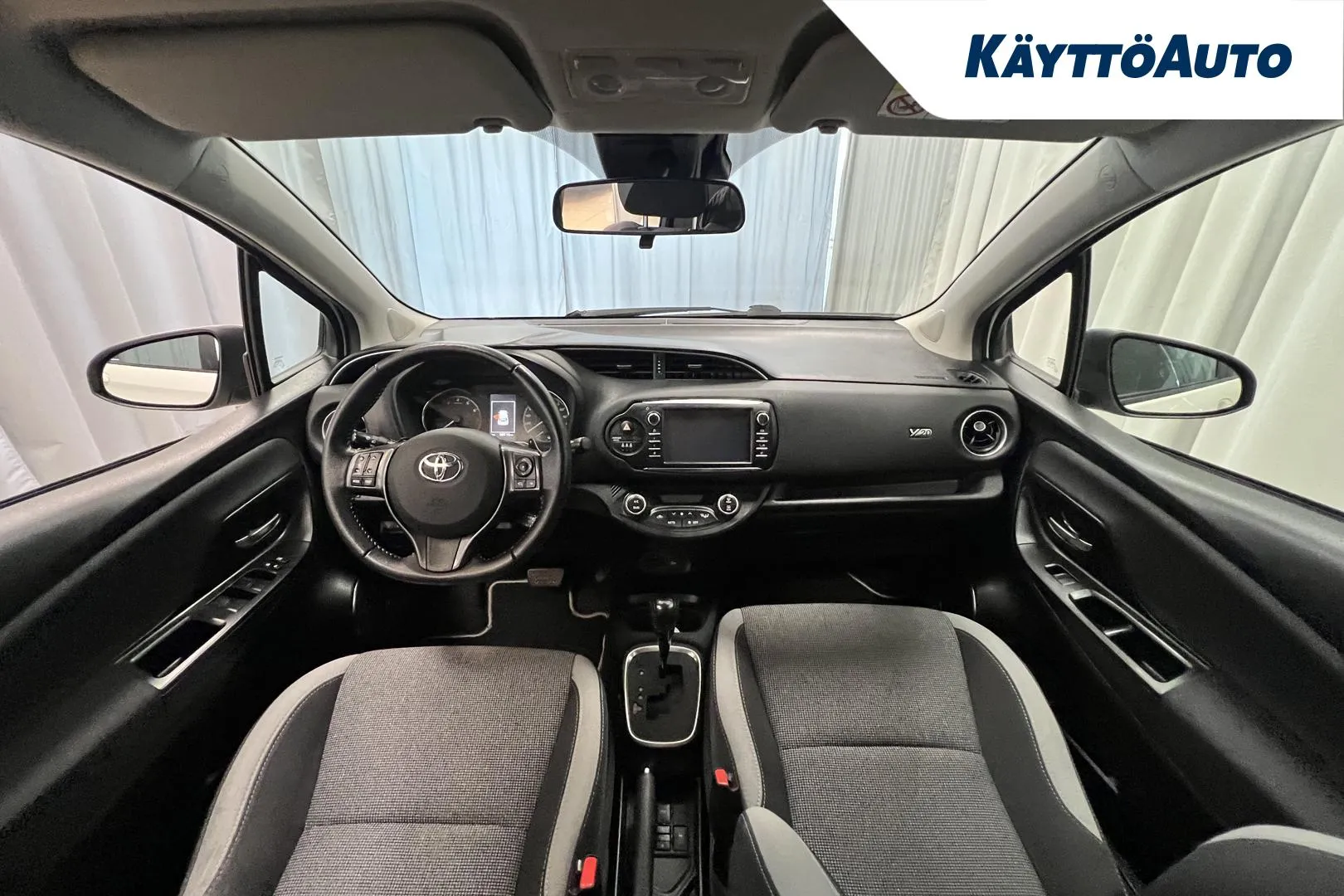 Toyota Yaris BXU-387 carousel image