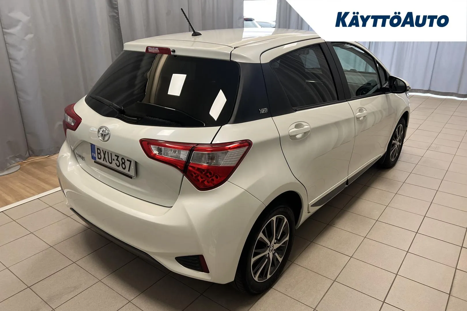 Toyota Yaris BXU-387 carousel image