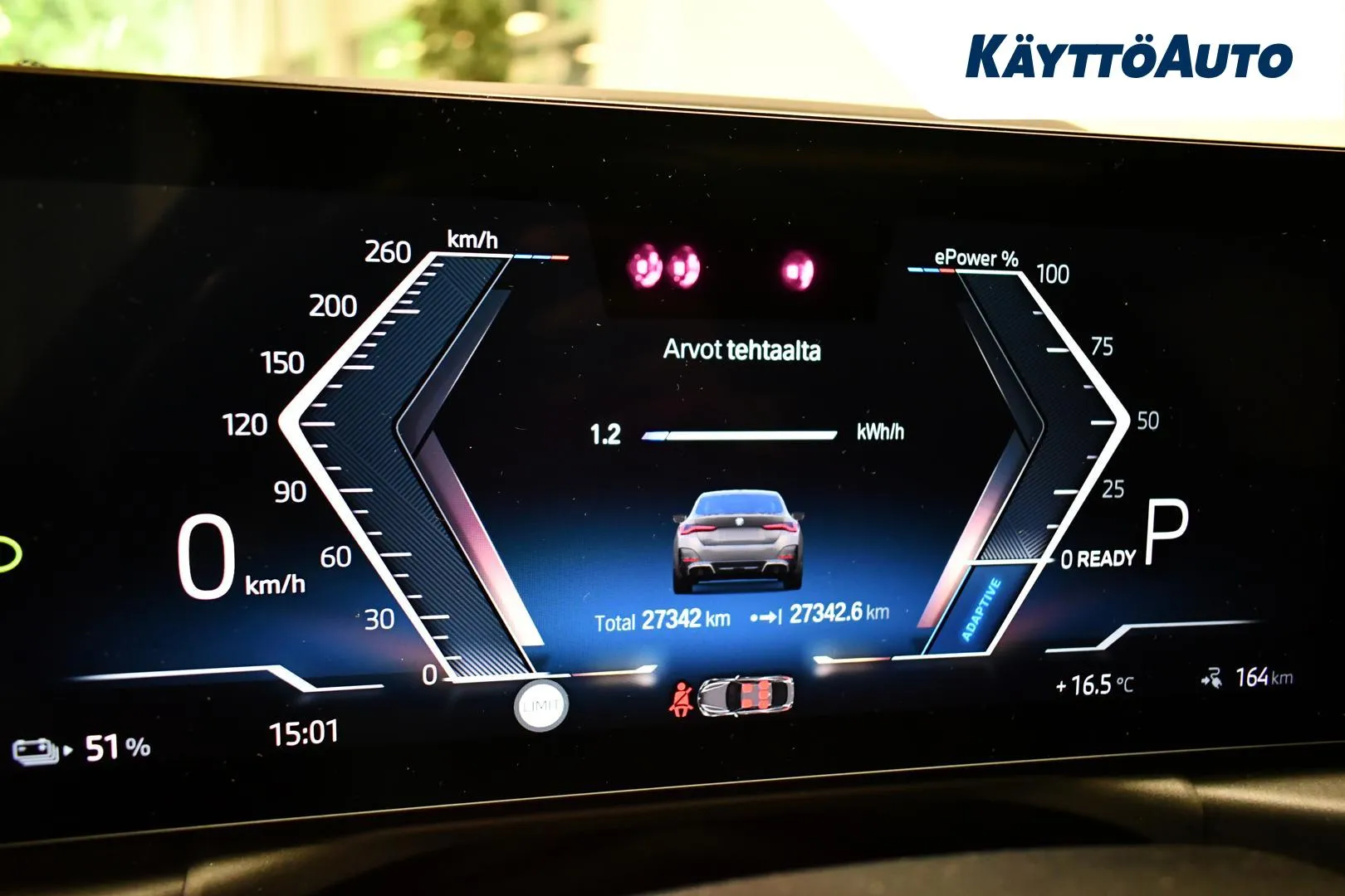 BMW i4 YZZ-370 carousel image