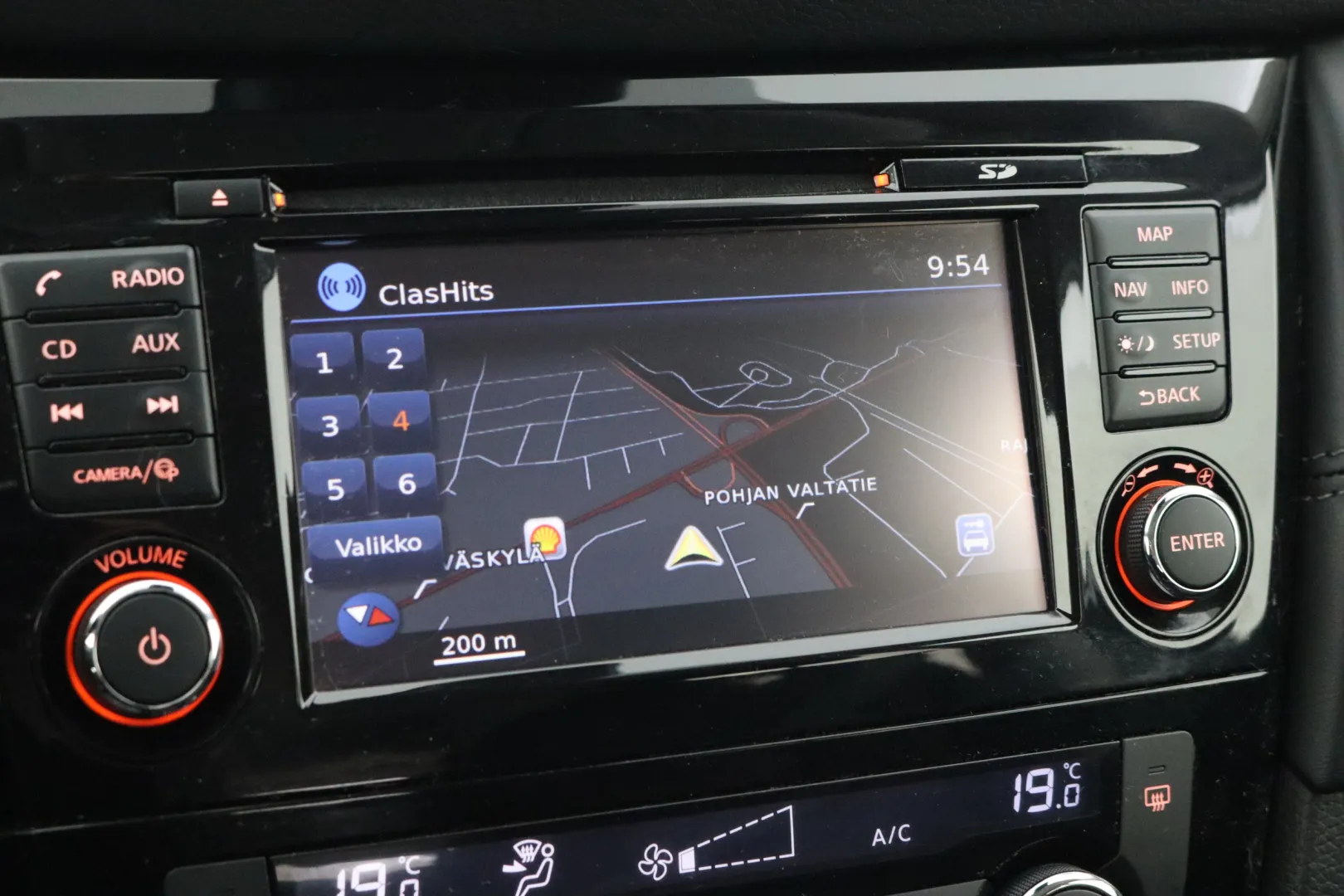 NISSAN X-Trail CON-572 carousel image