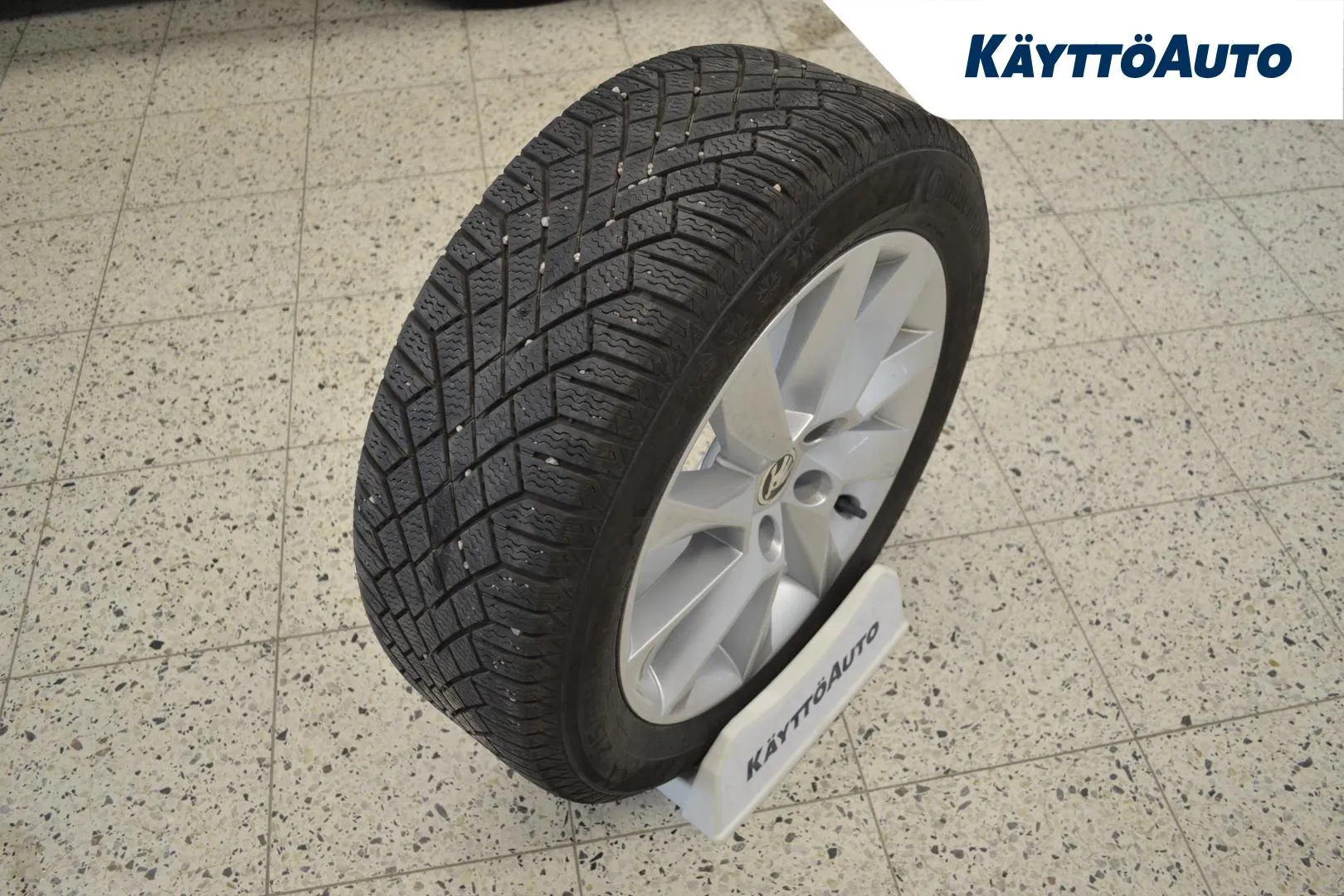 SKODA Superb XXH-263 carousel image