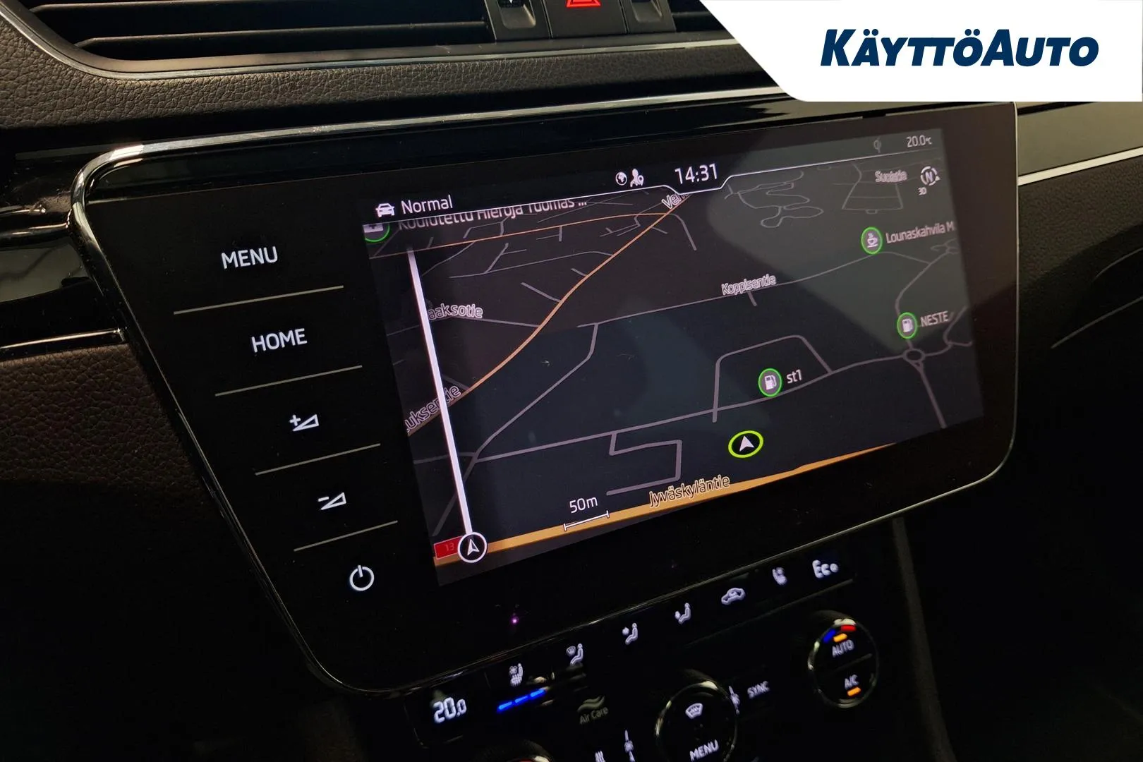 SKODA Superb XXH-263 carousel image