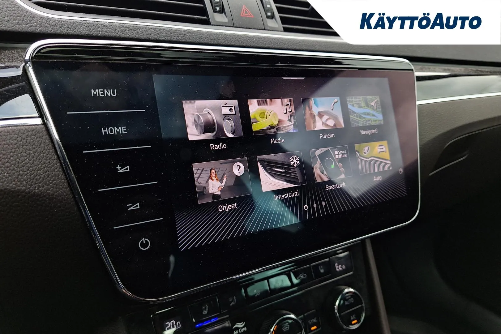 SKODA Superb XXH-263 carousel image