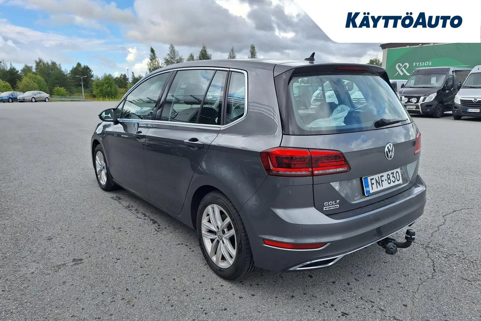 VOLKSWAGEN Golf Sportsvan FNF-830 carousel image