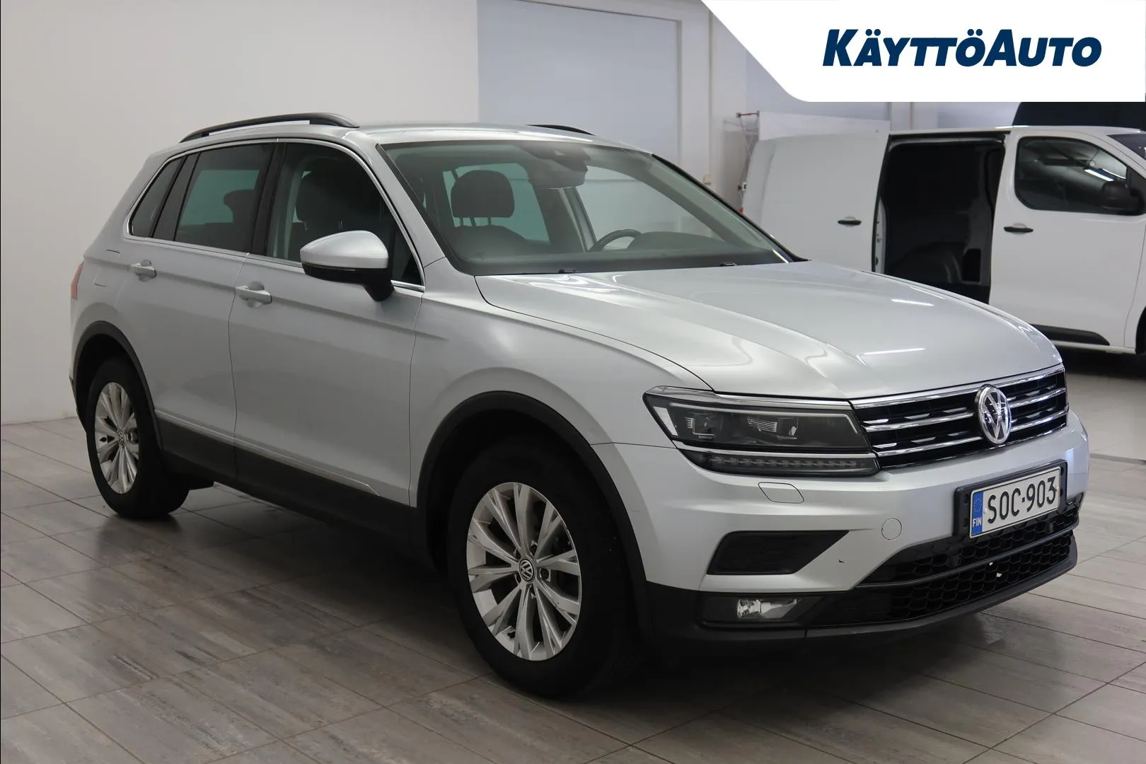 VOLKSWAGEN Tiguan SOC-903 carousel image