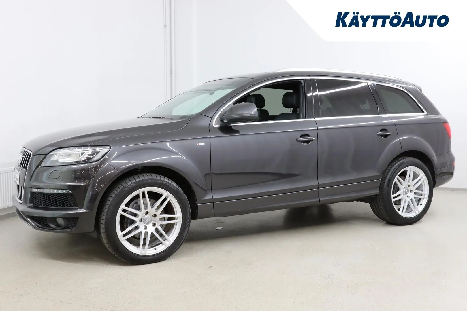 AUDI Q7 IJT-873 carousel image