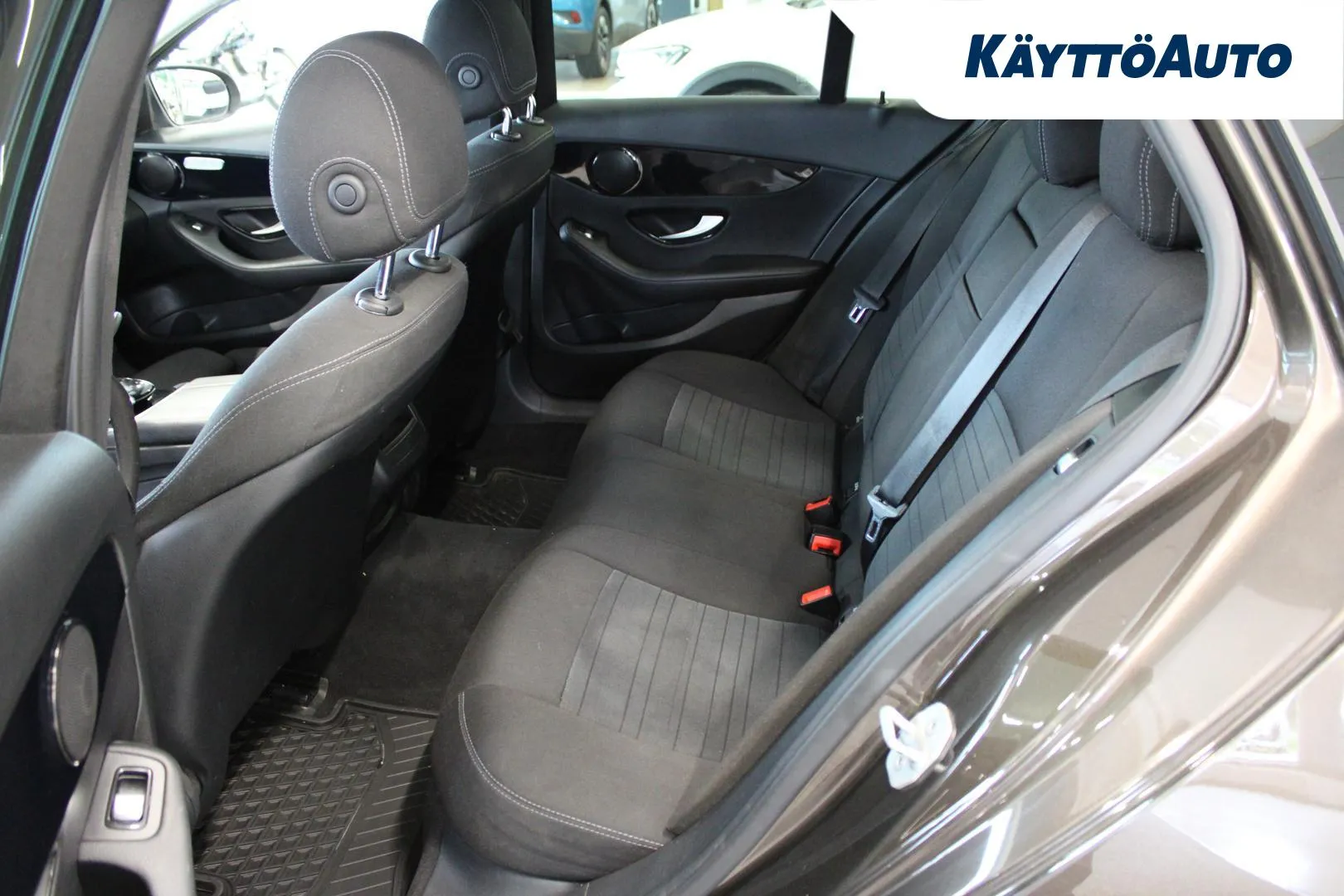 MERCEDES-BENZ C VXY-748 carousel image