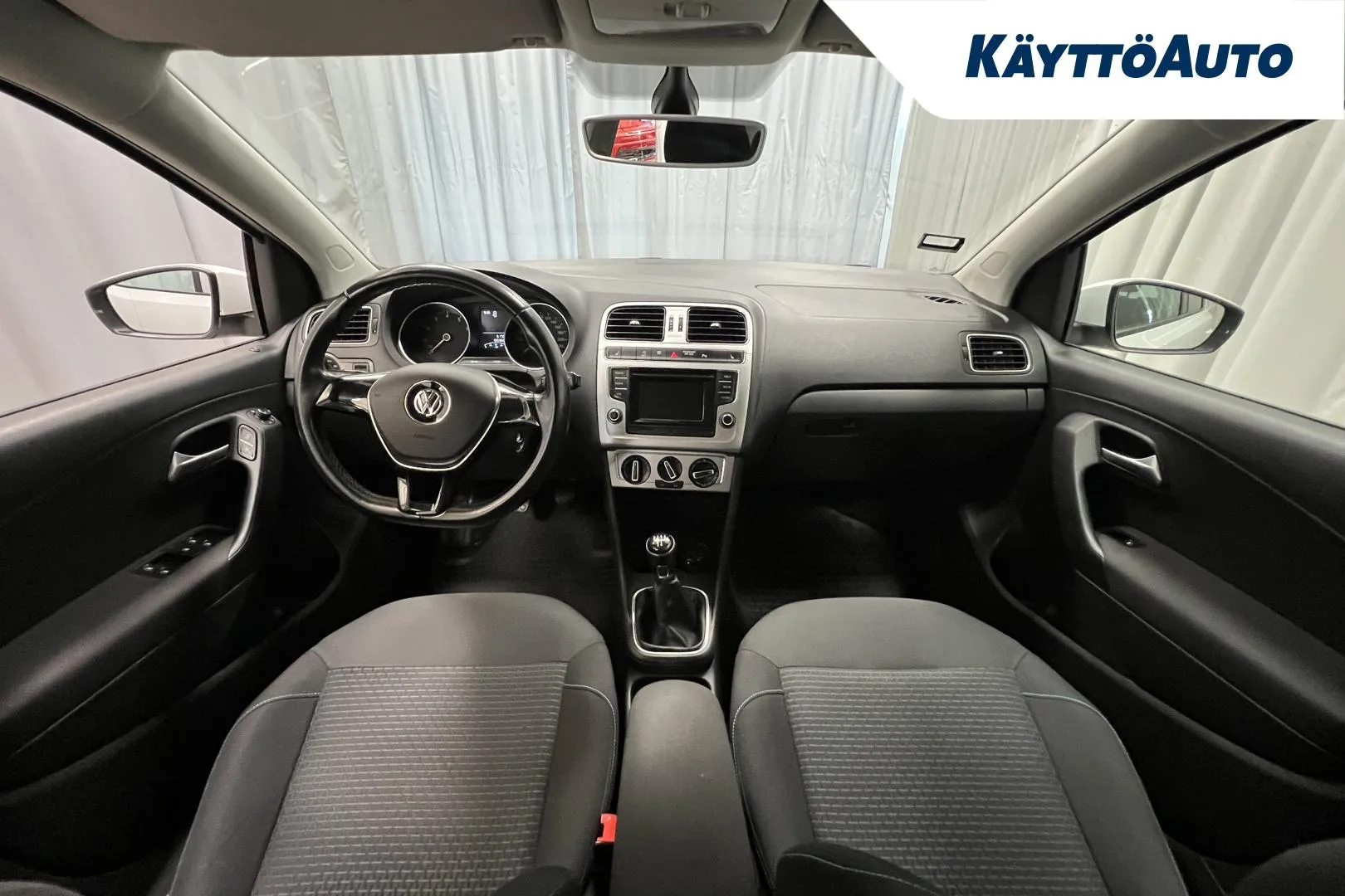 VOLKSWAGEN Polo CKC-208 carousel image