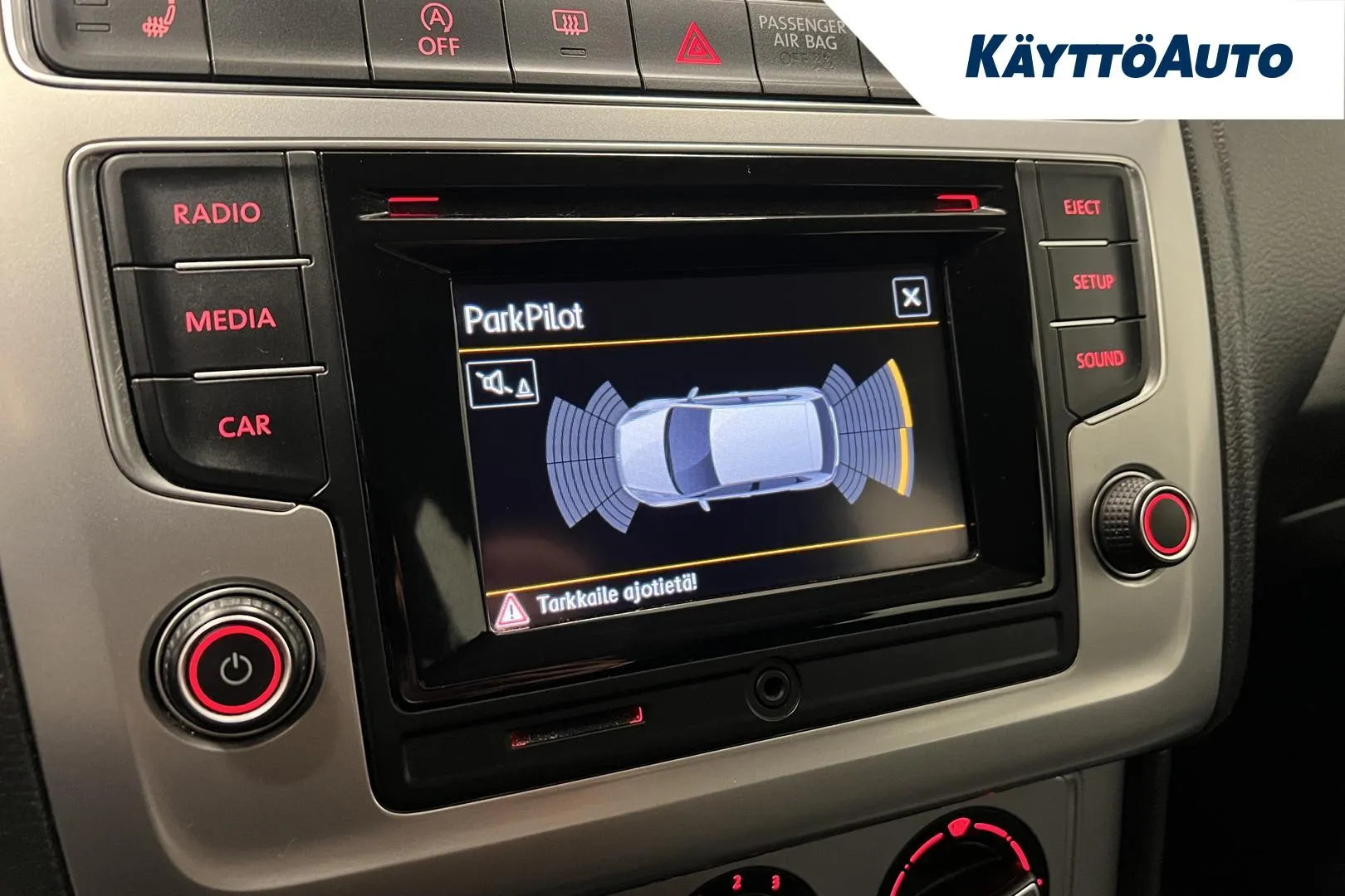 VOLKSWAGEN Polo CKC-208 carousel image